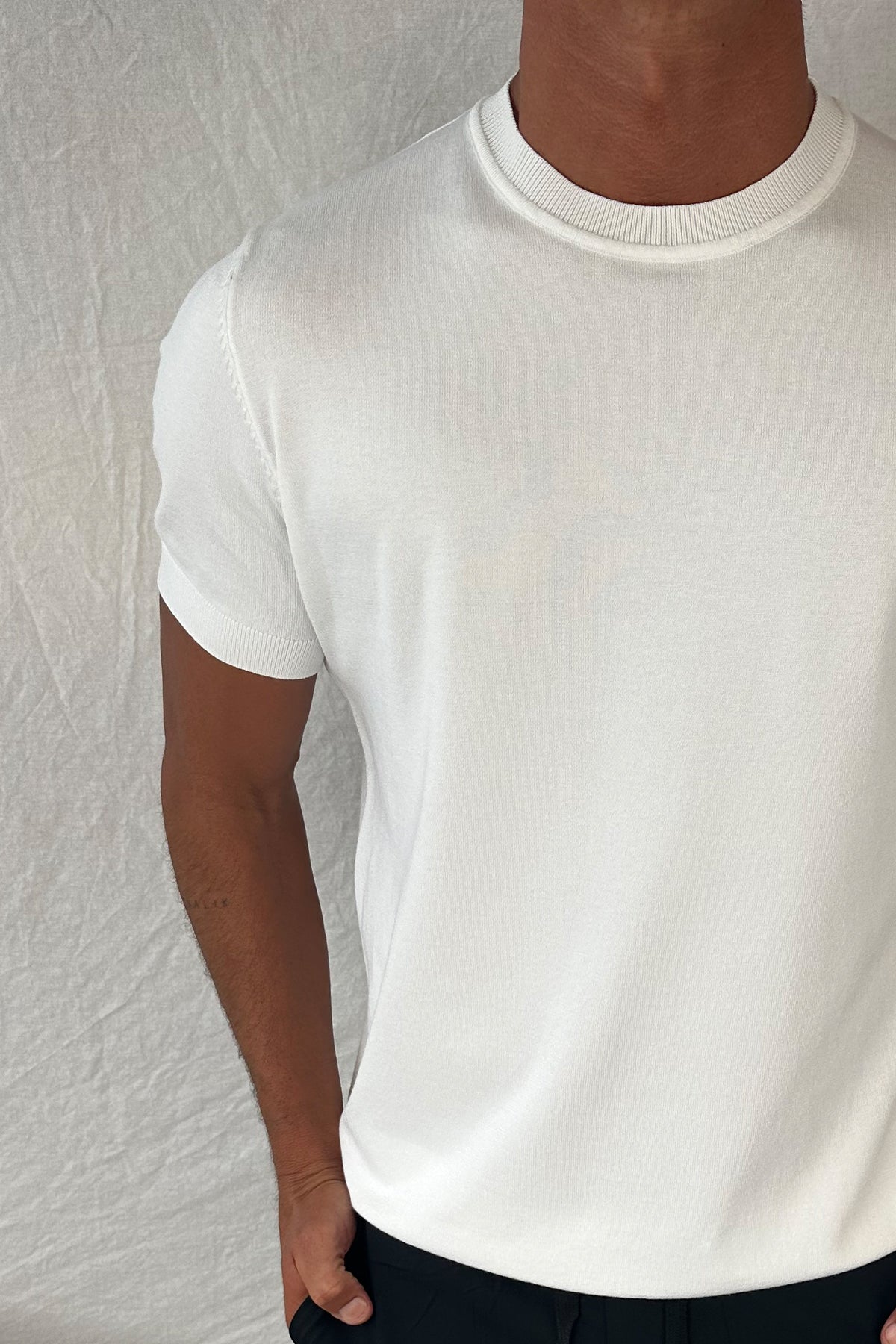 Nigel Fitted Knitted Tee White