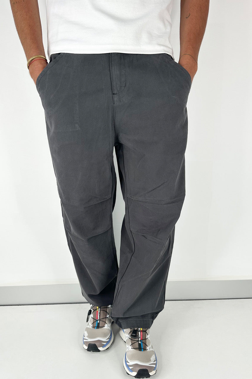 Baggy Knee Pleat Pant Charcoal
