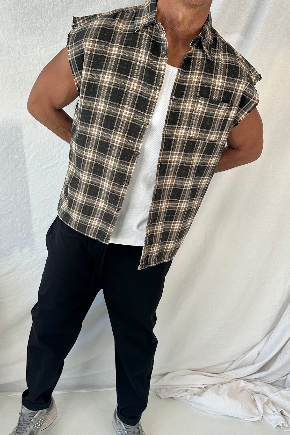 Brooklyn Check Cutoff Brown