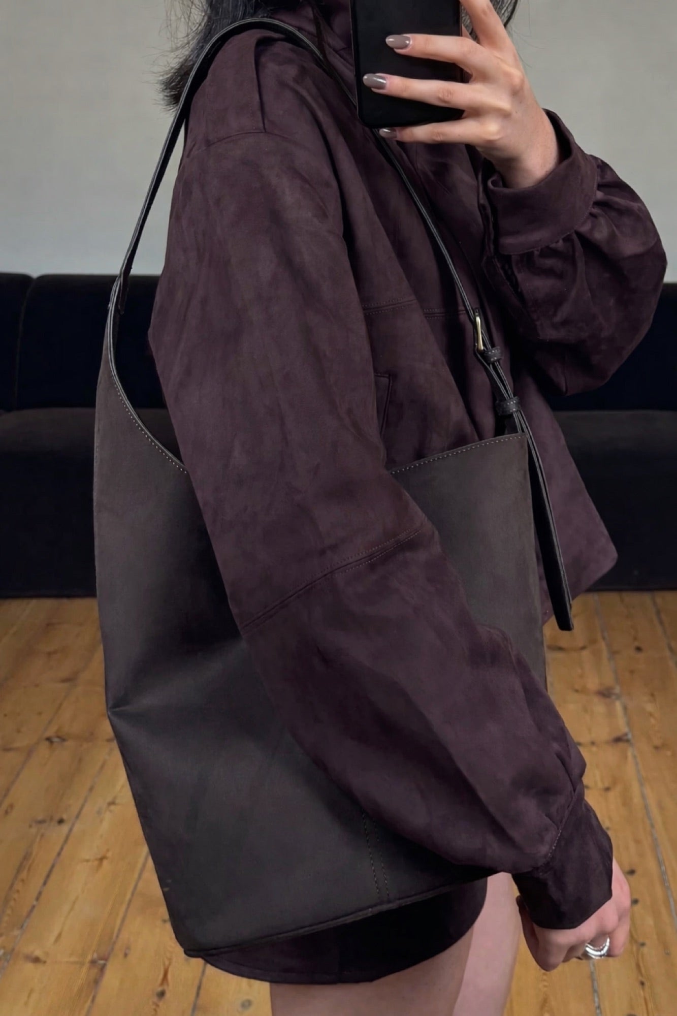 Genna Shoulder Bag Dark Chocolate Suede