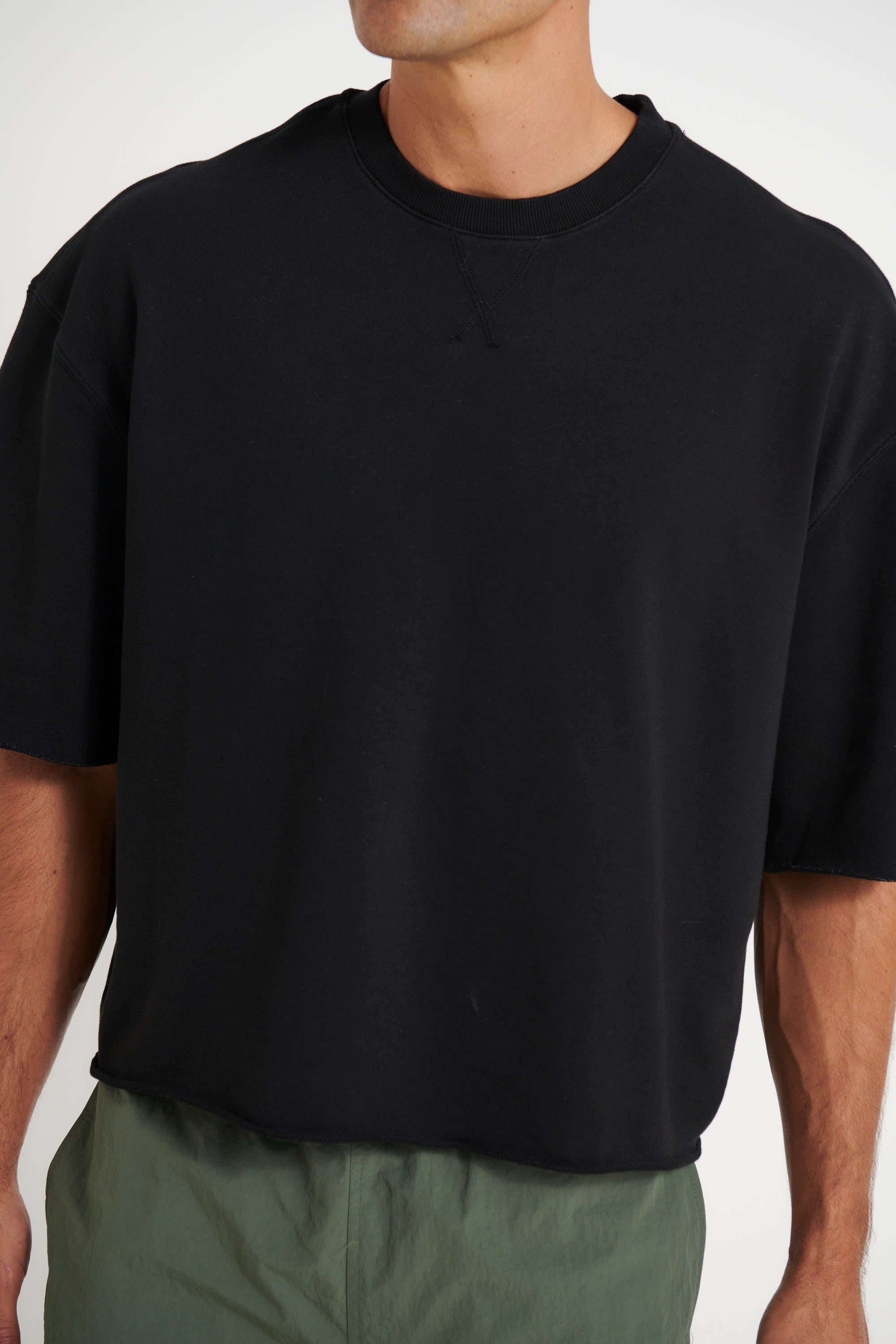 Crop Box Fleece Tee Wash Black