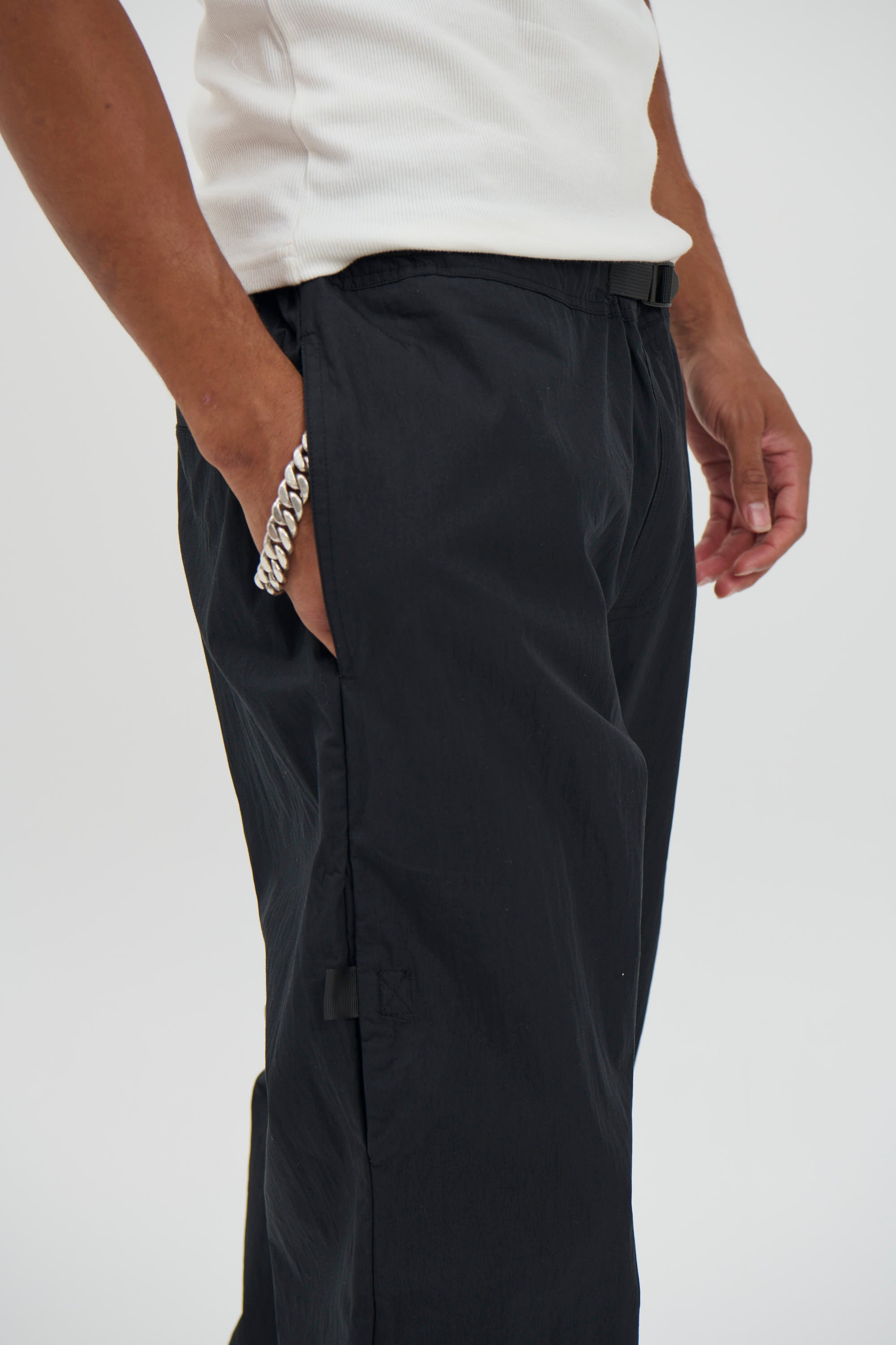 Charlie Baggy Nylon Pant Black