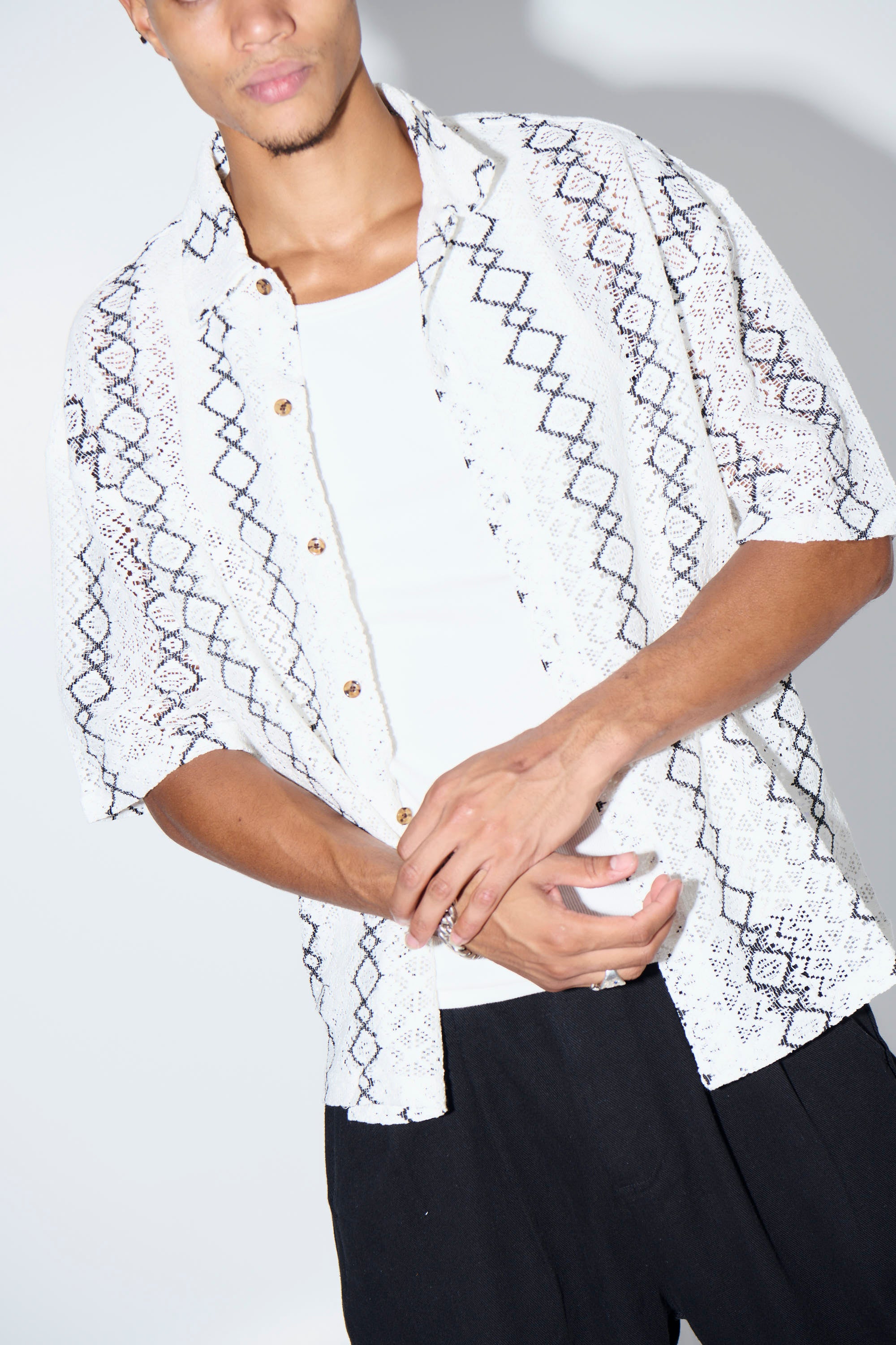 Lucas Drop Shirt Geo White - FINAL SALE