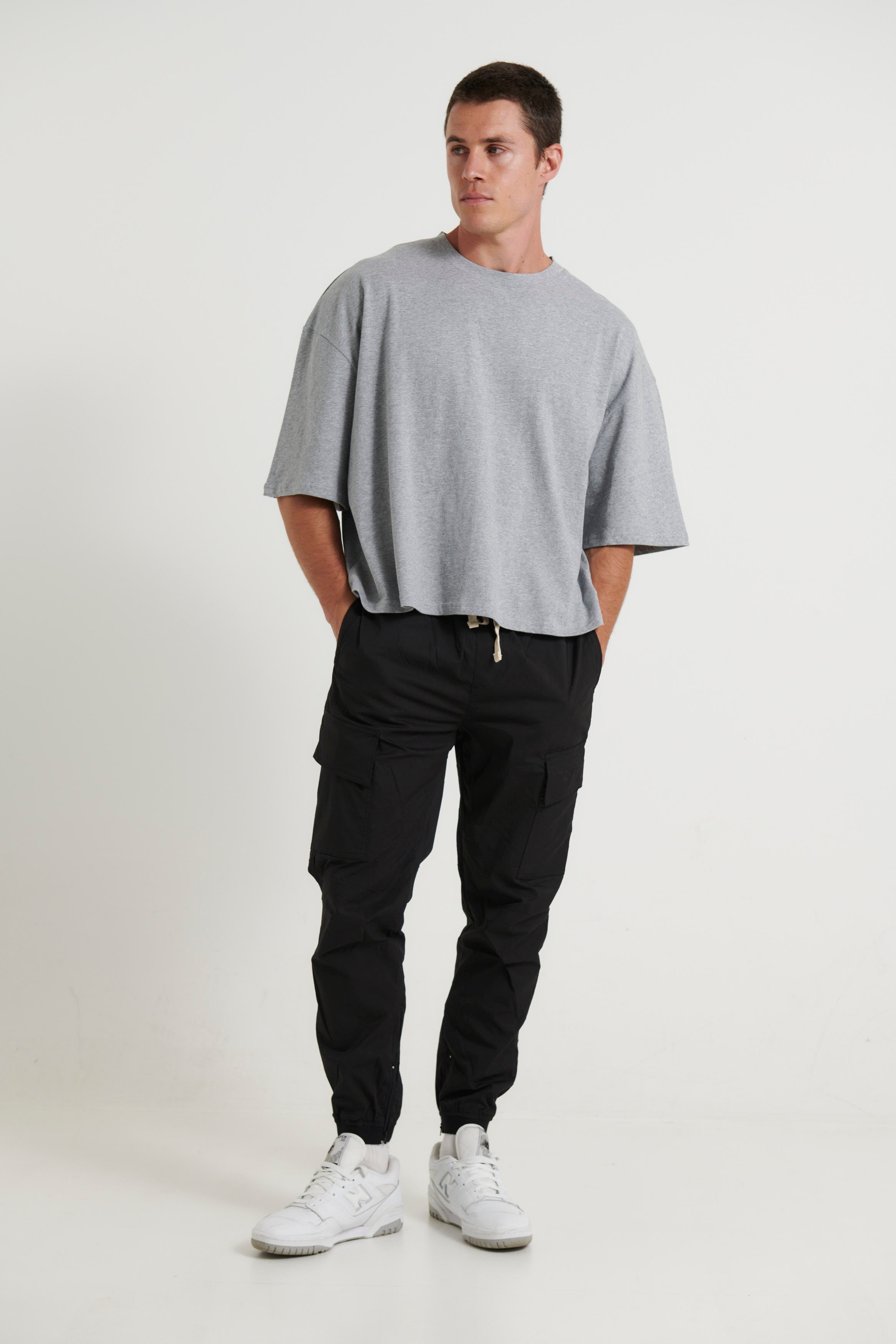 Zip Chute Jogger Black