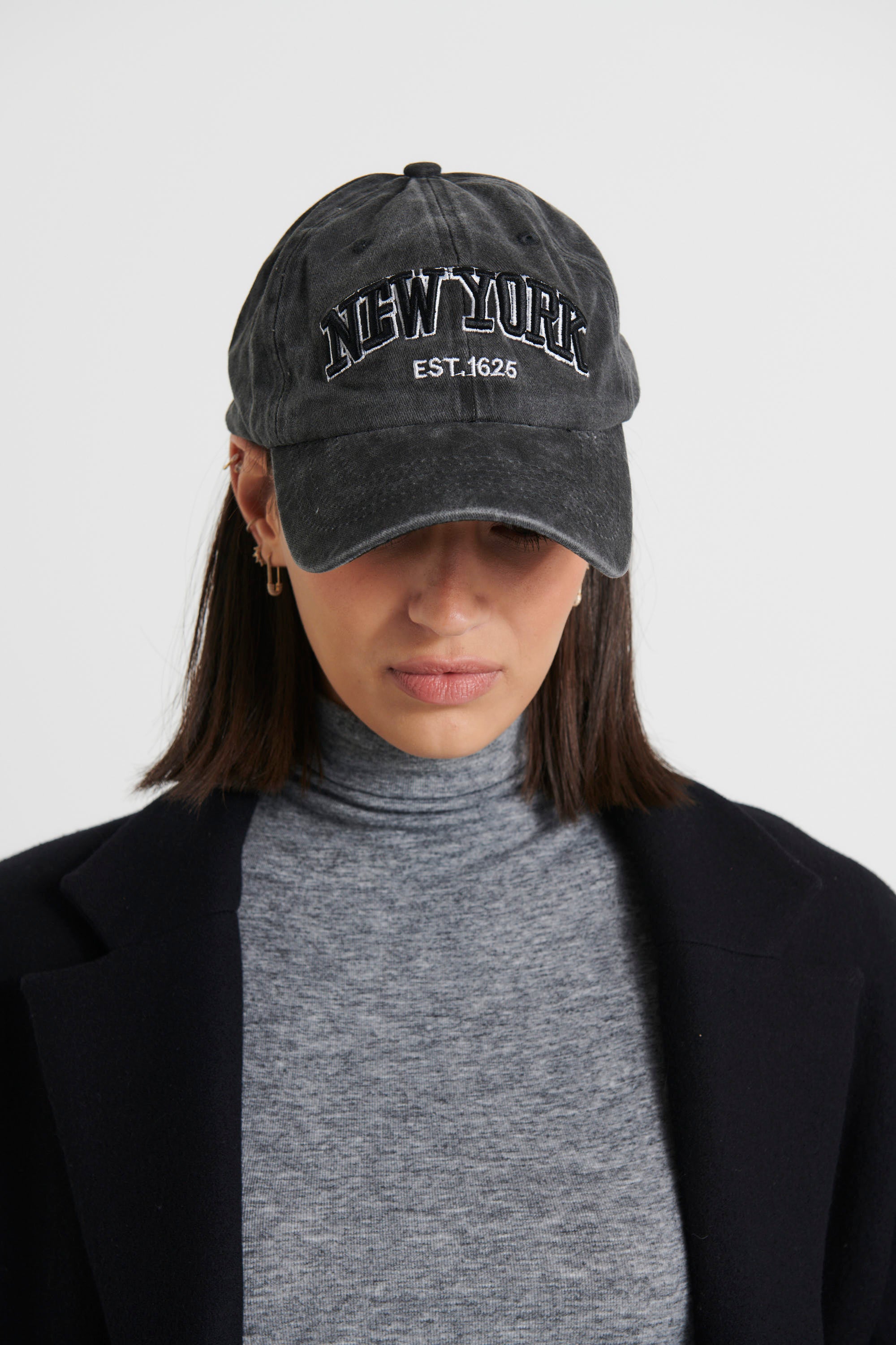 New York Cap Acid Black