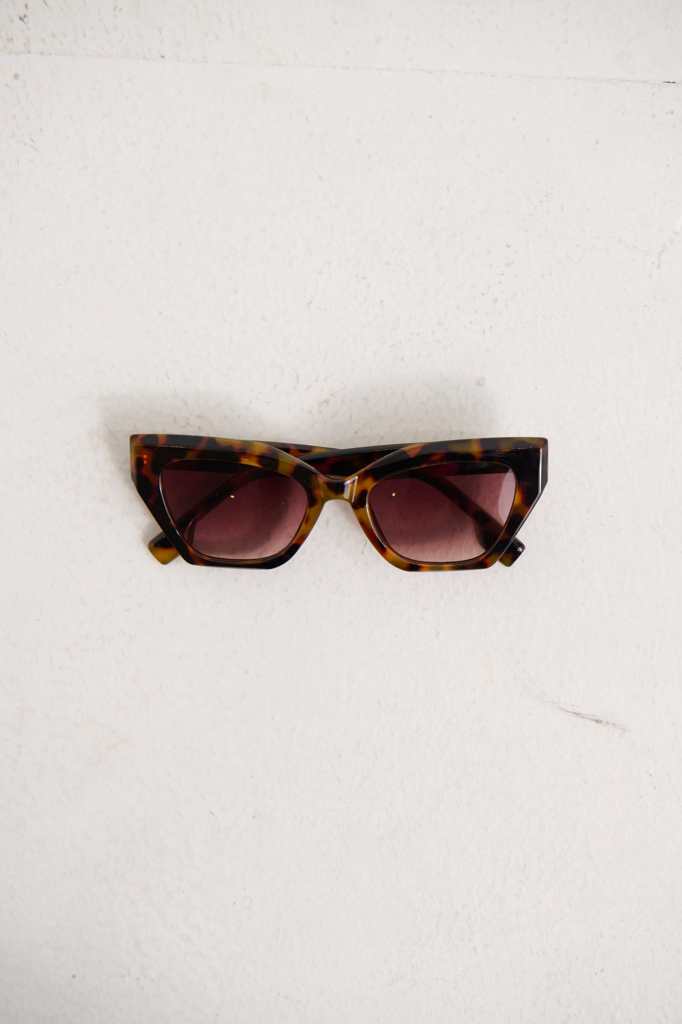 2218-2 Dark Tort - FINAL SALE