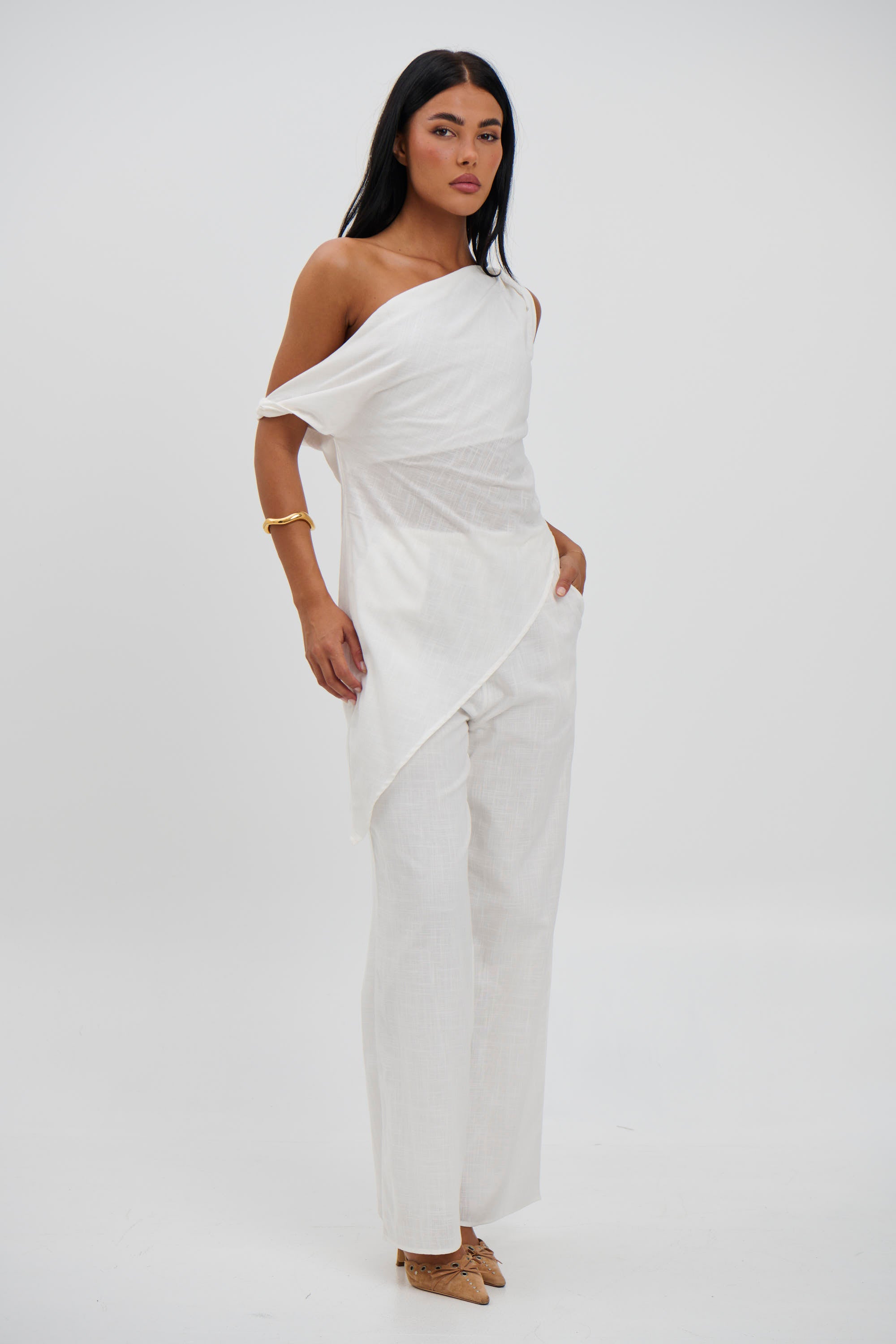 Tasi Set White