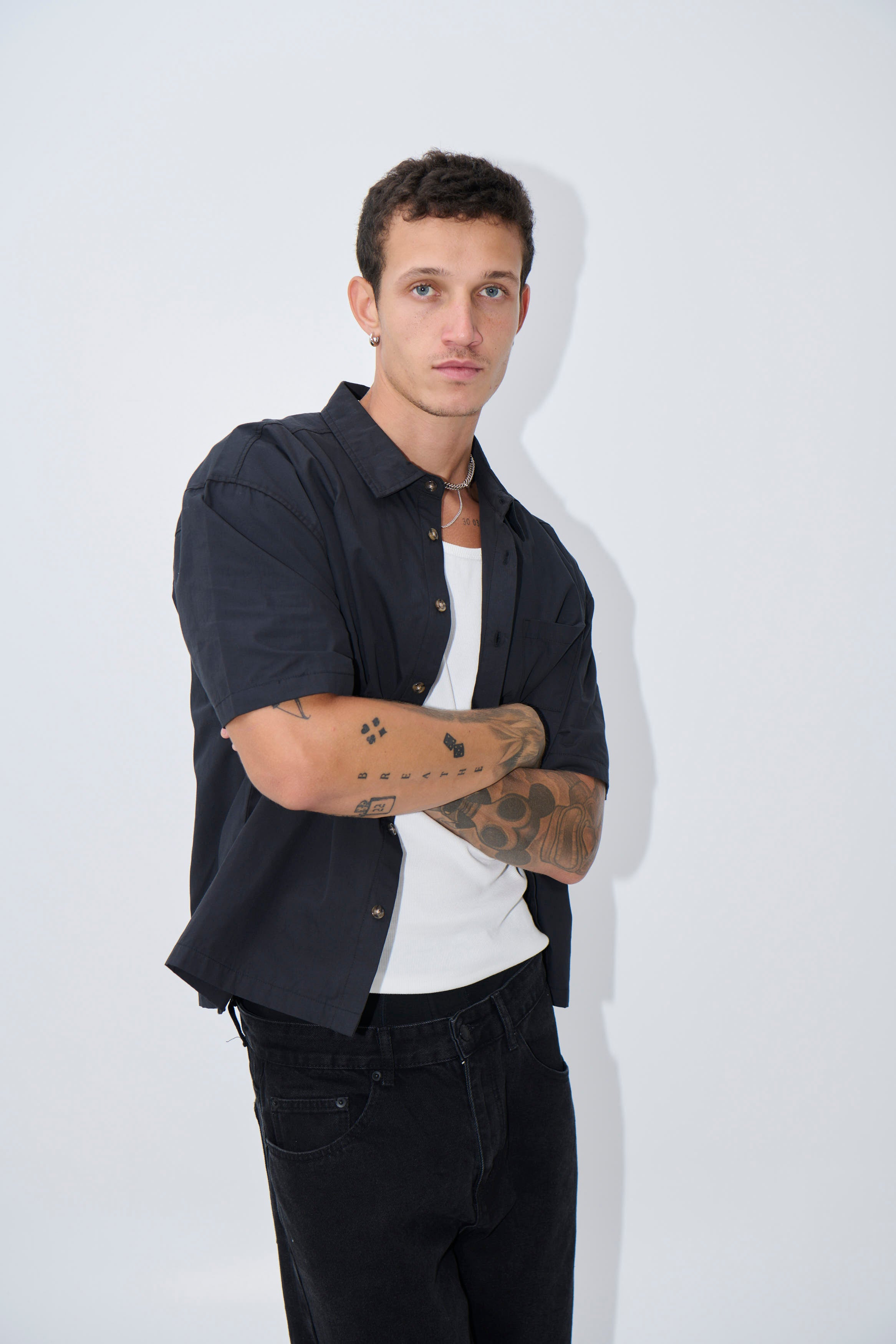 Nathaniel Drop Shirt Solid Black