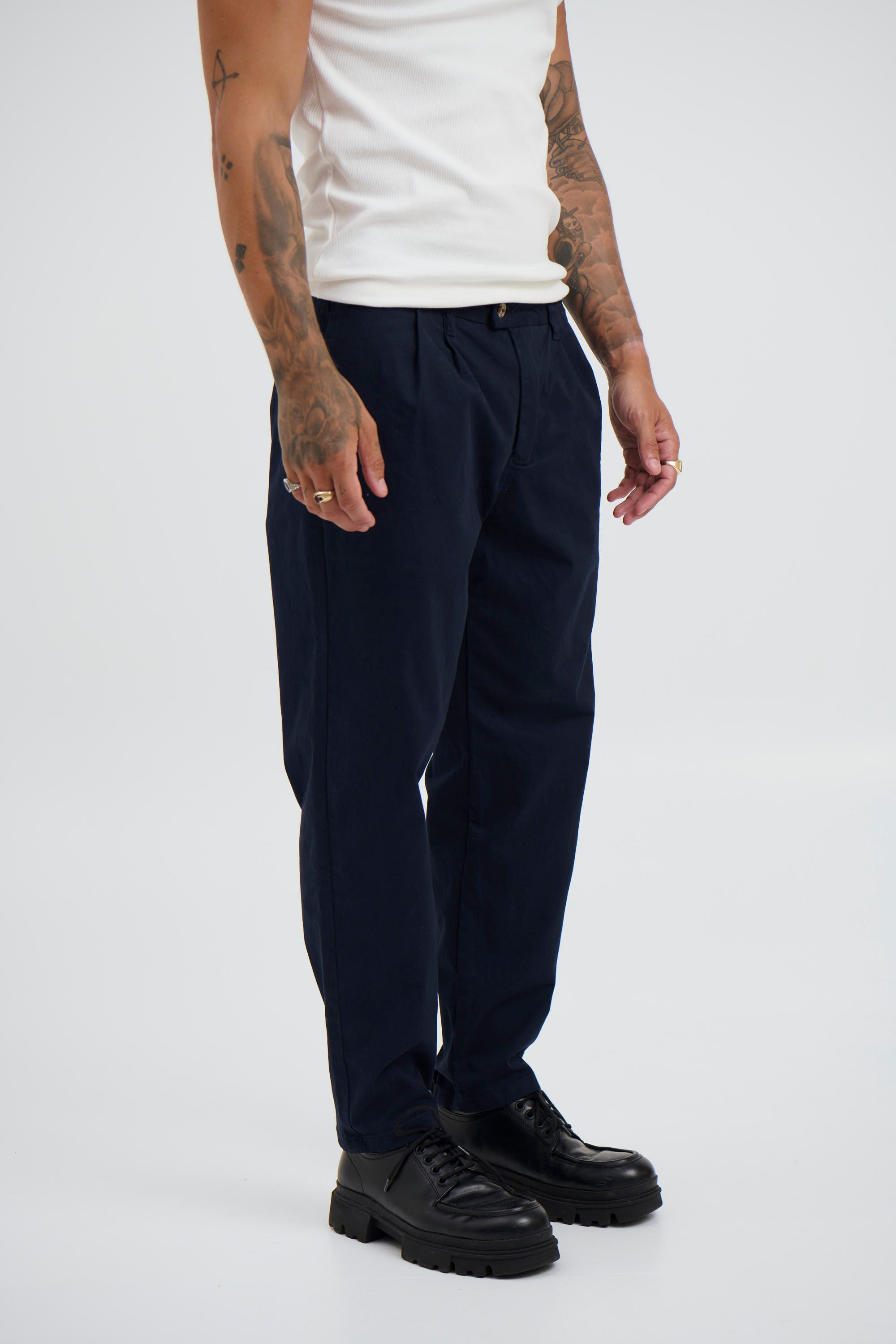 NTH Cropped Pleat Pant Navy