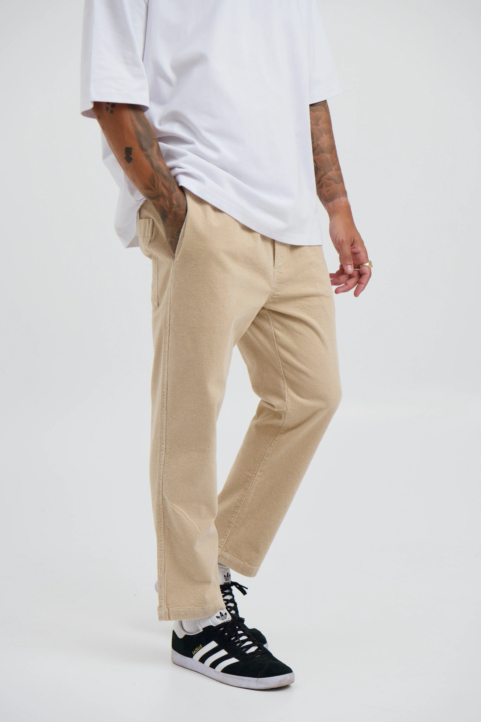 Lionel Cord Jogger Sand - FINAL SALE