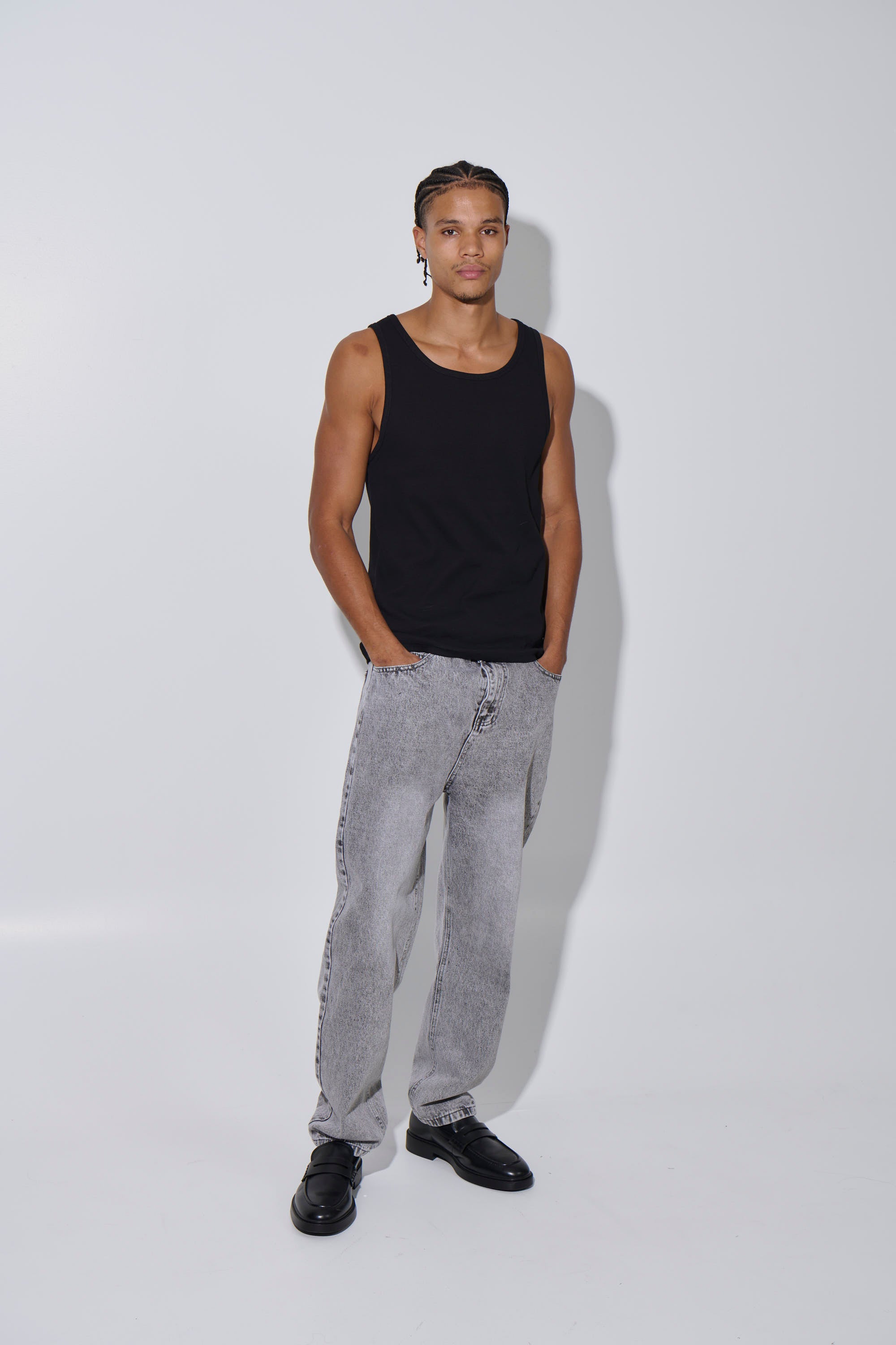 NTH Fitted Ribbed Tank Black