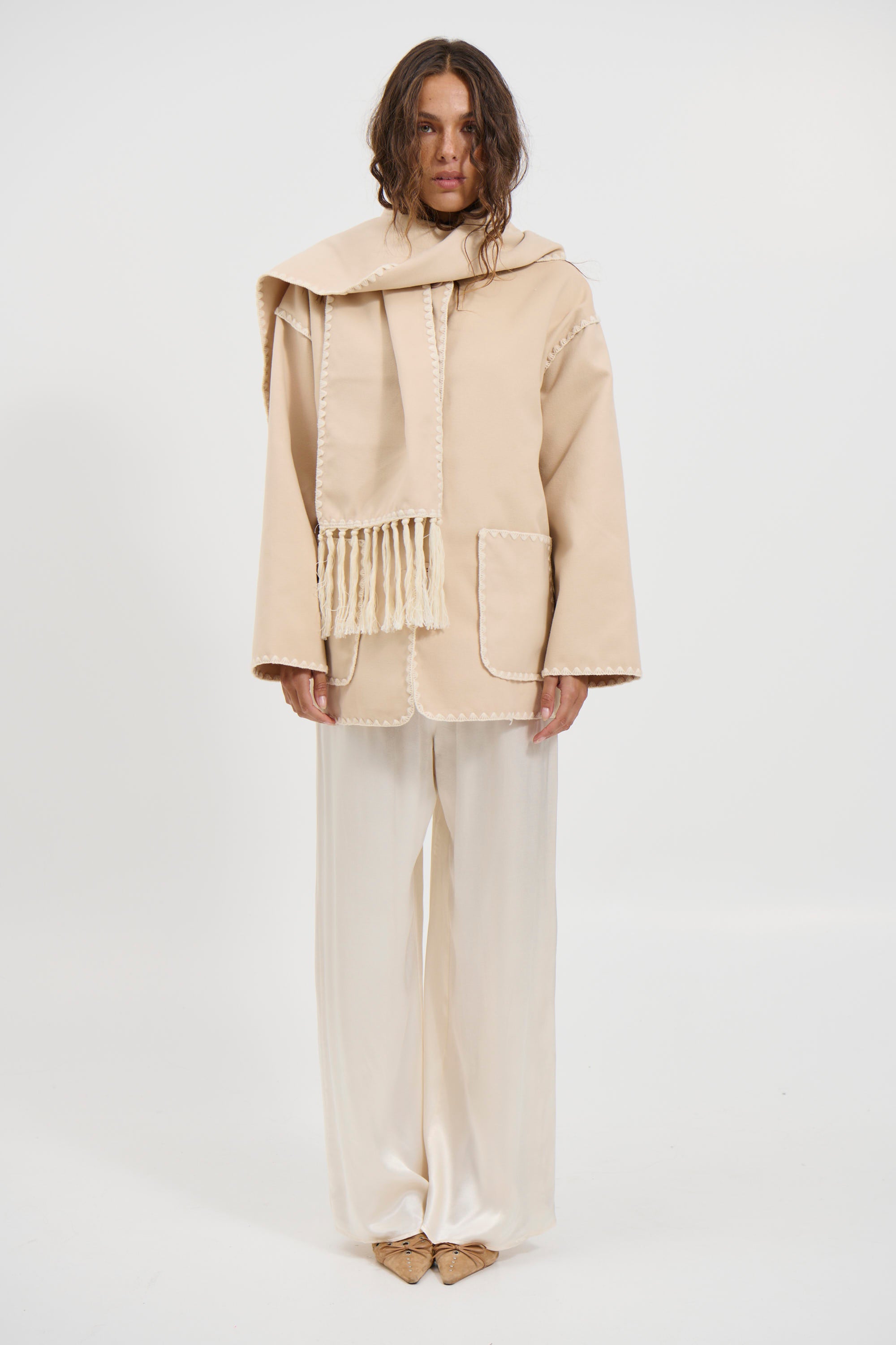 Alaska Scarf Jacket Beige