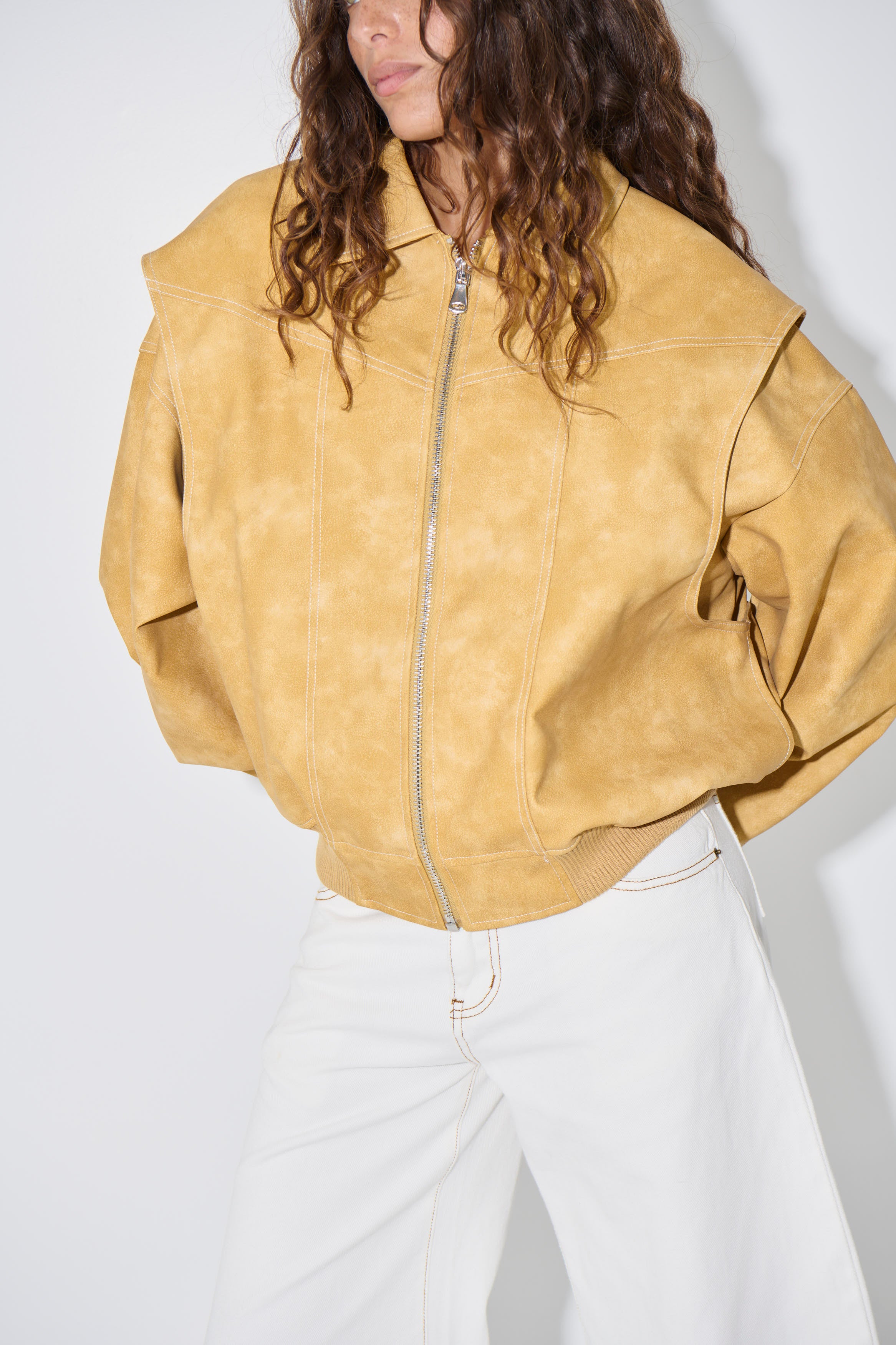 Vista Bomber Mustard