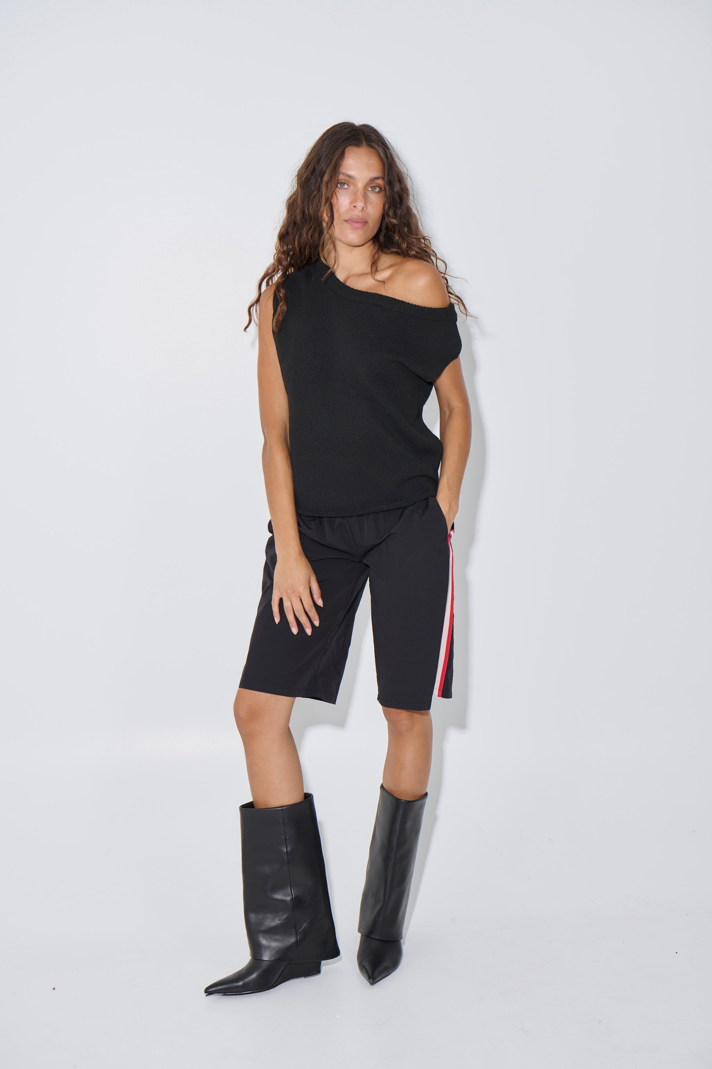 Kaisha Crop Knit Black