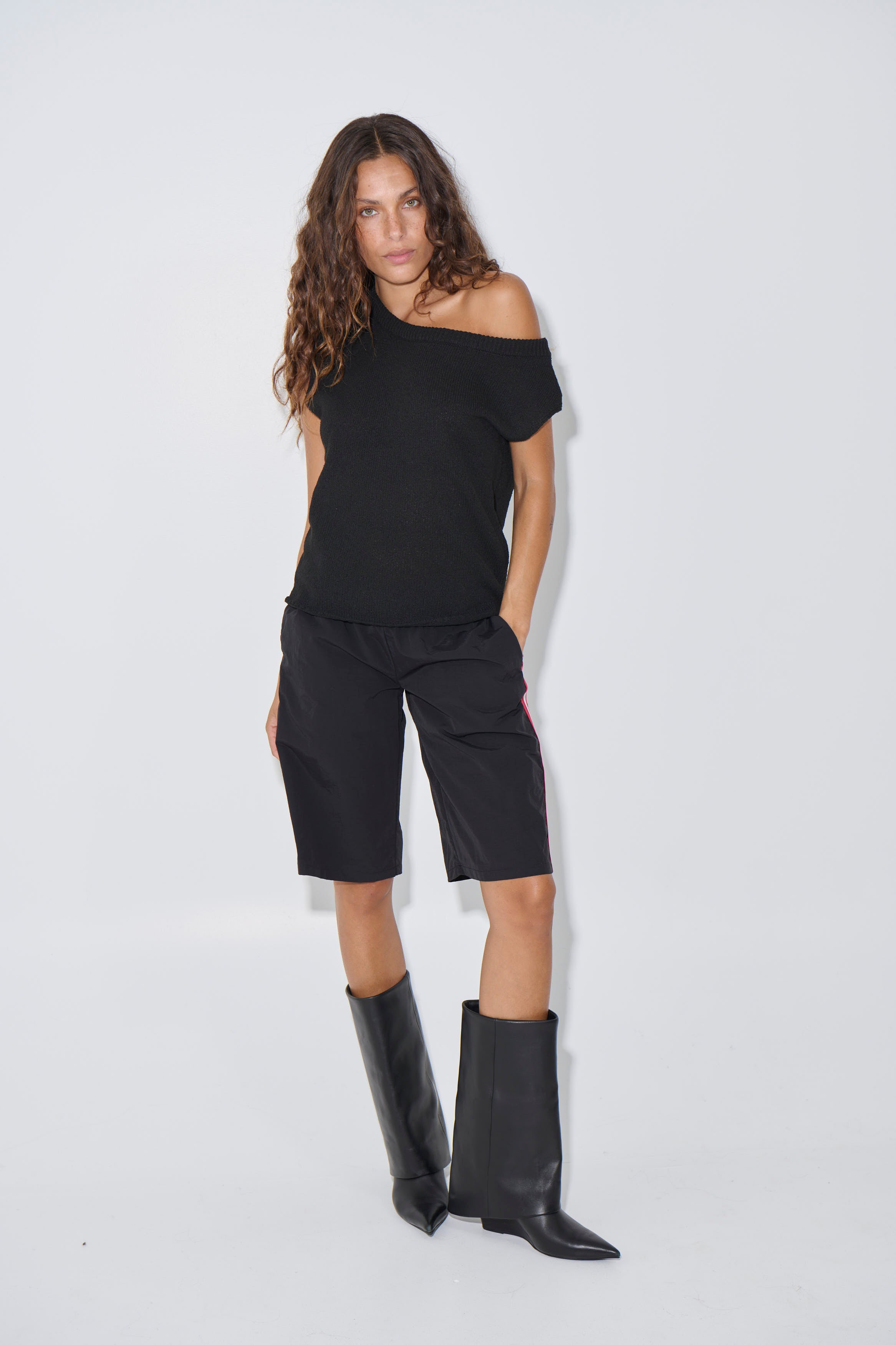 Kaisha Crop Knit Black