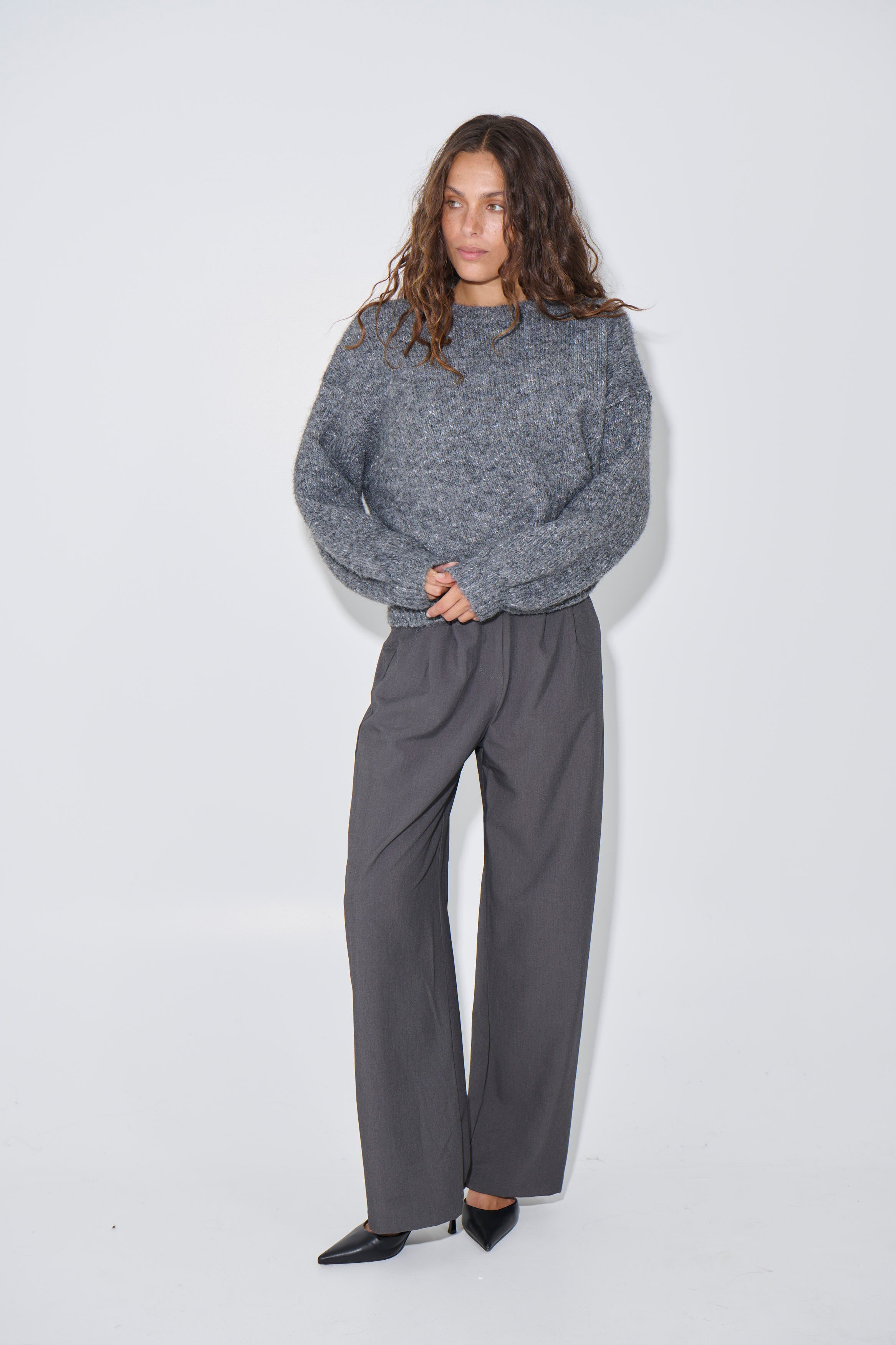 Amber Knit Charcoal