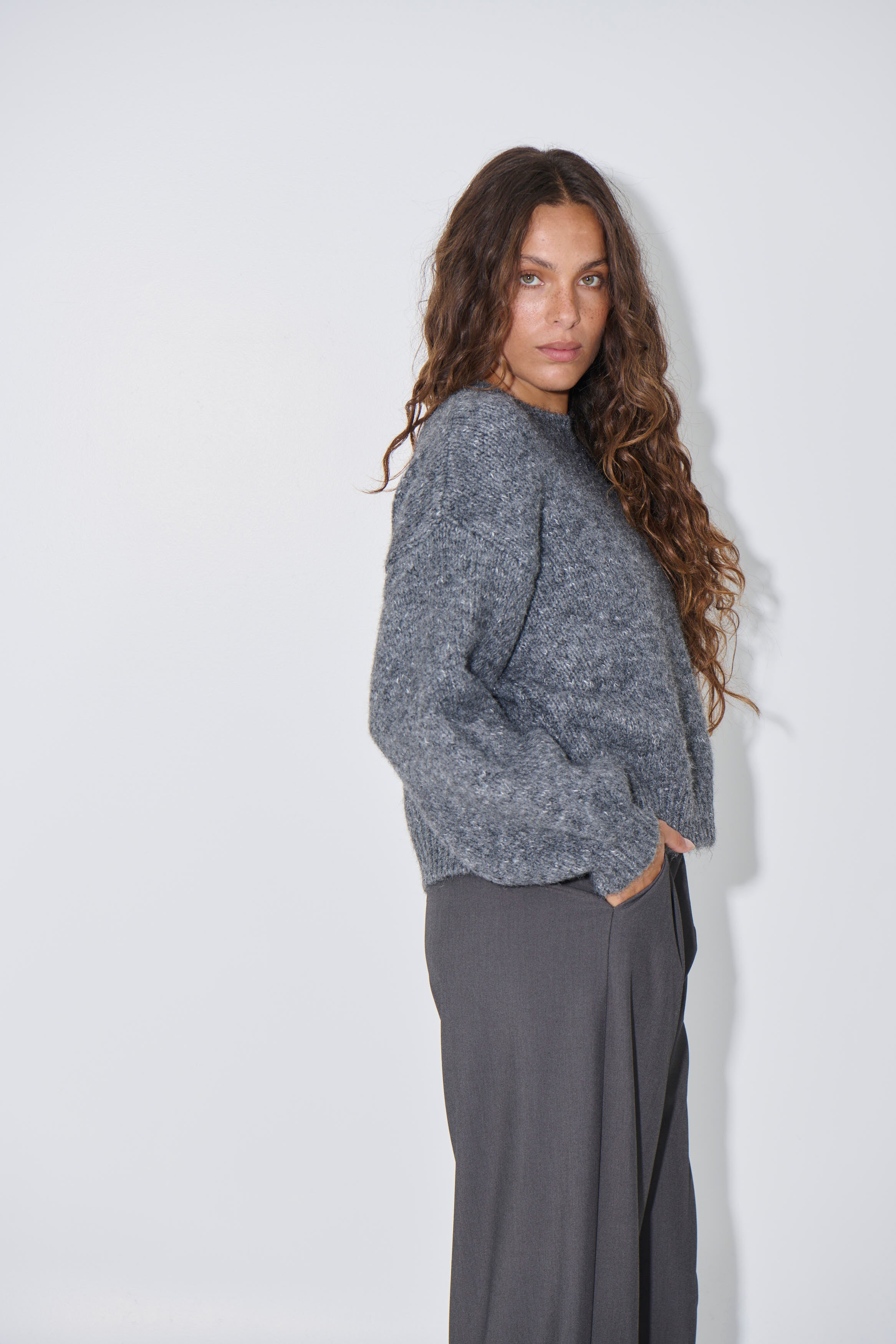 Amber Knit Charcoal