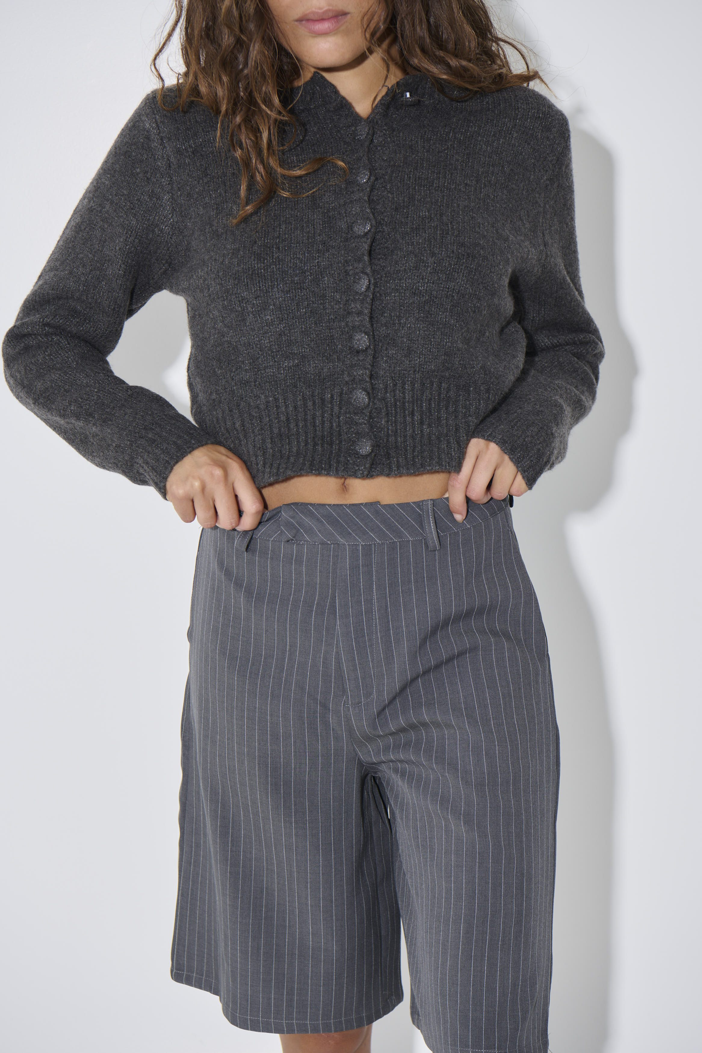 Brooks Bermuda Short Charcoal