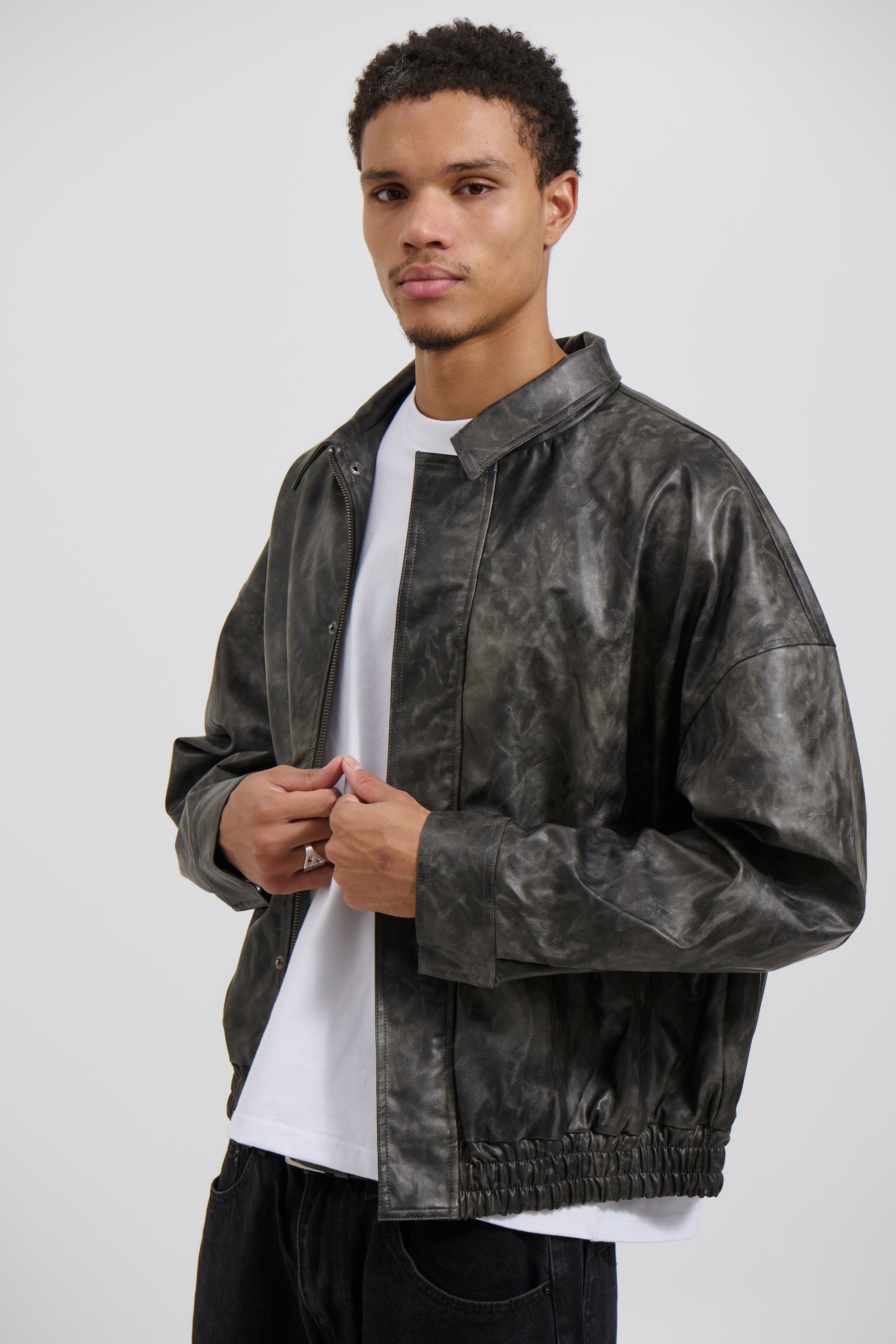 Bowie Bomber Washed Black