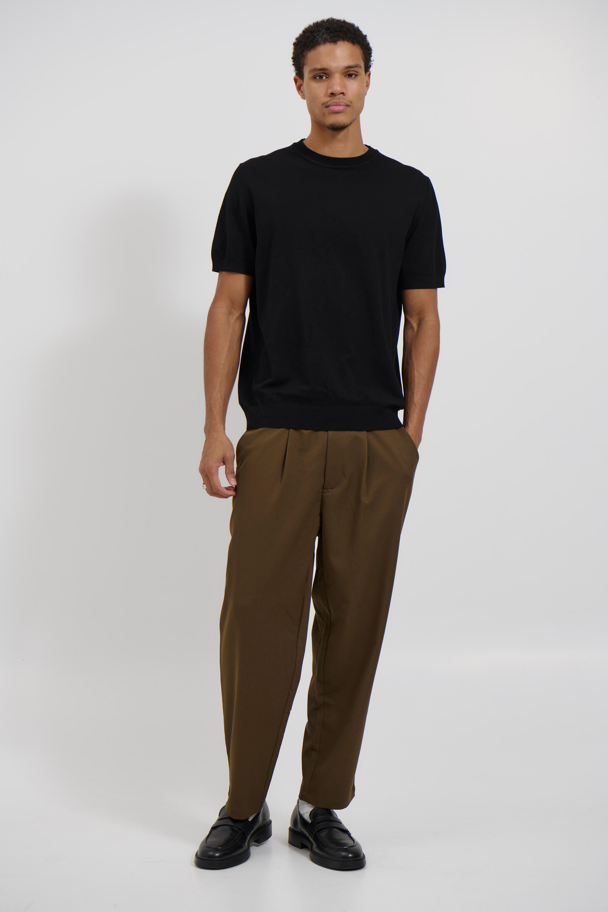 Nigel Fitted Knitted Tee Black