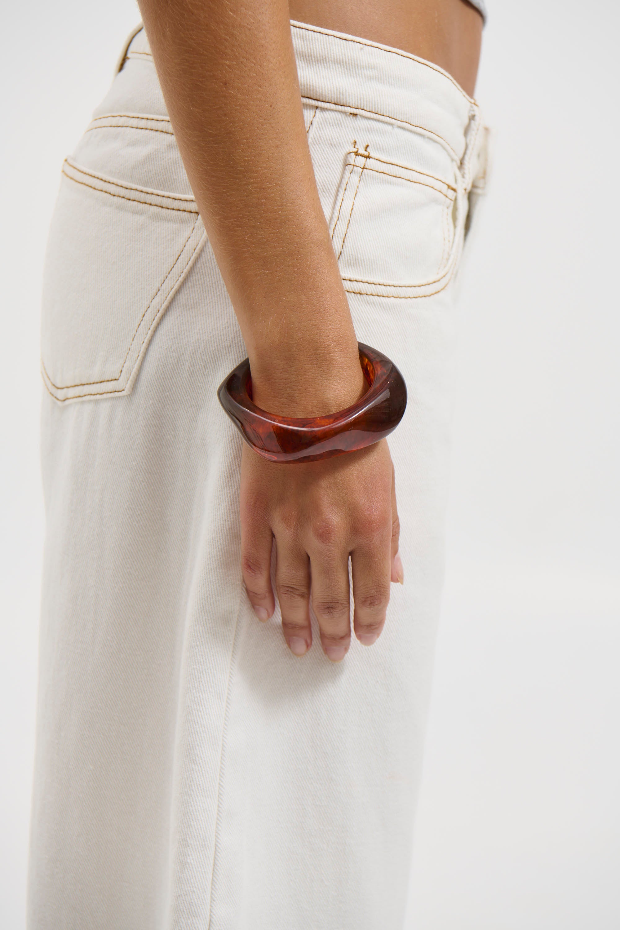 Ostini Bangle Amber