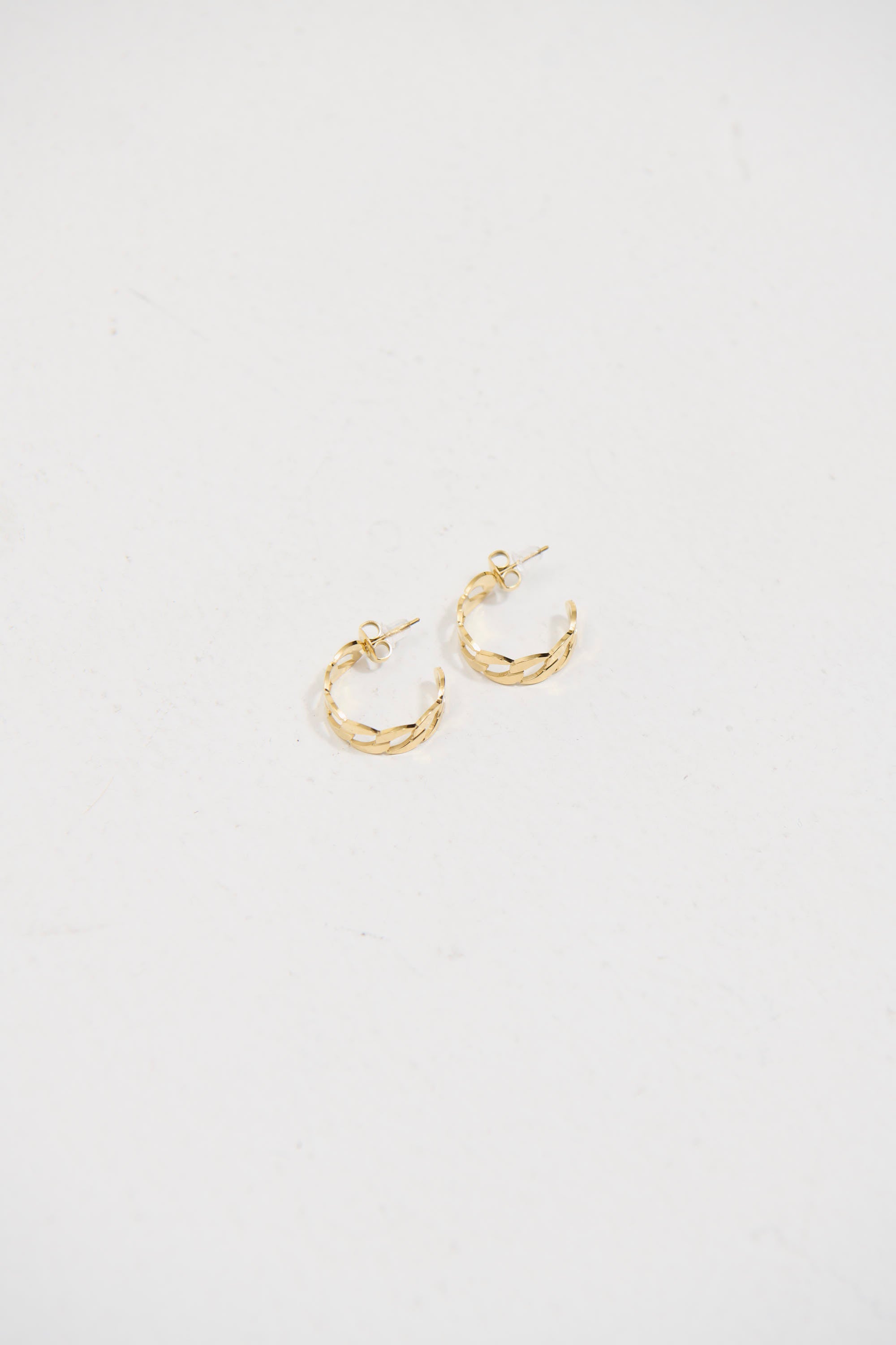 Eva Hoop Earring Gold - FINAL SALE