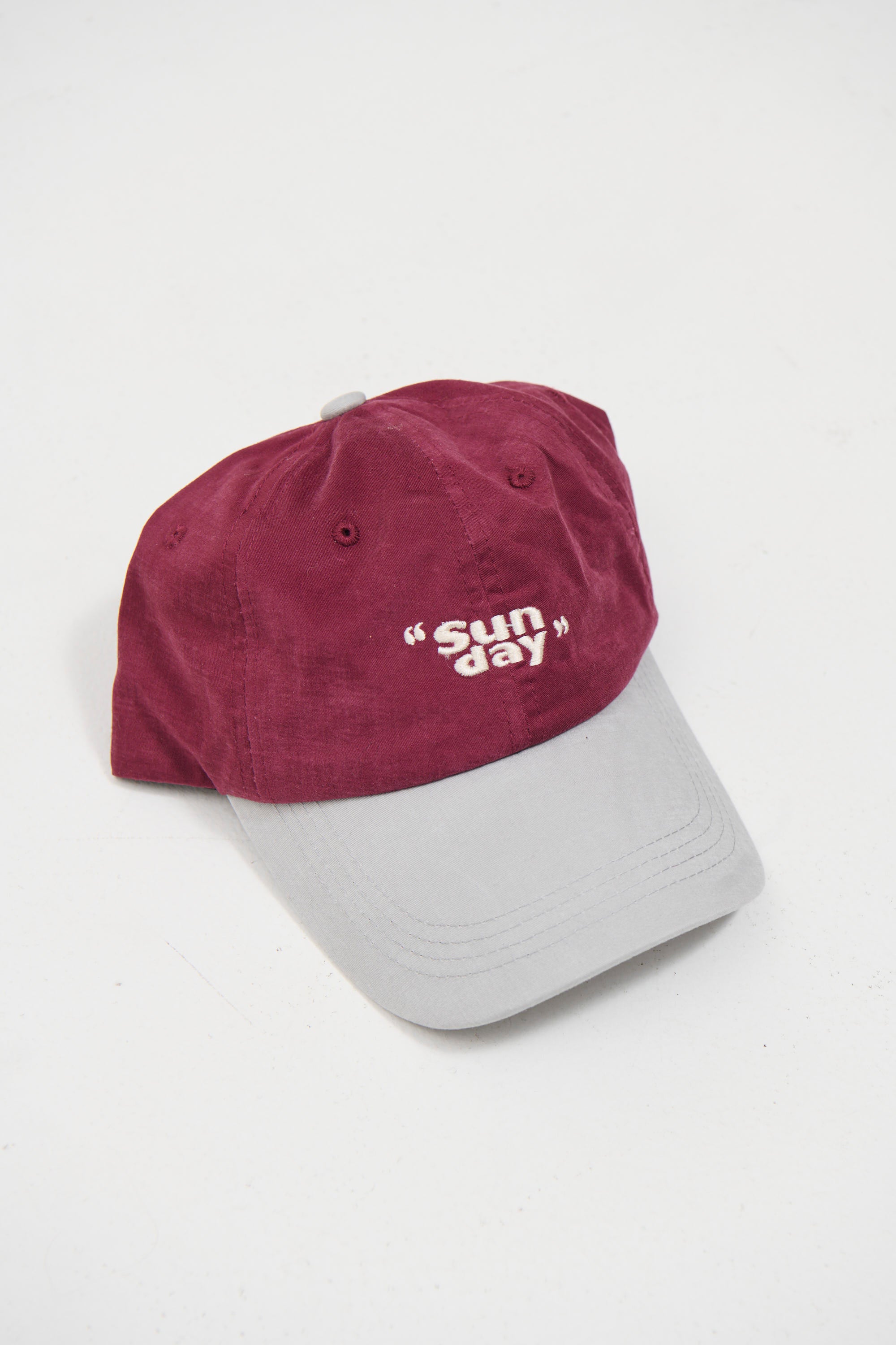Sun Day Cap Wine