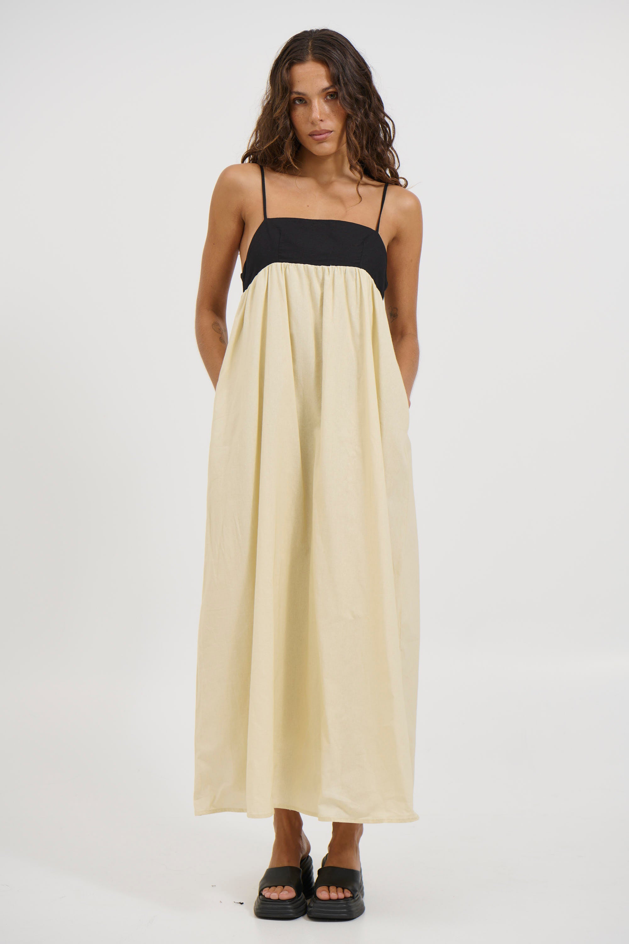 Marianne Maxi Dress Beige