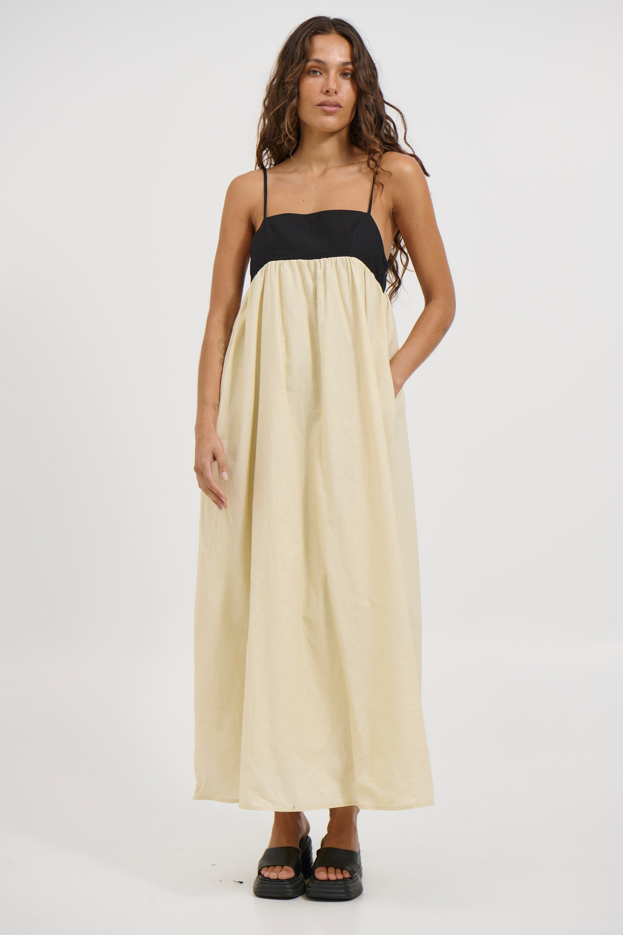 Marianne Maxi Dress Beige