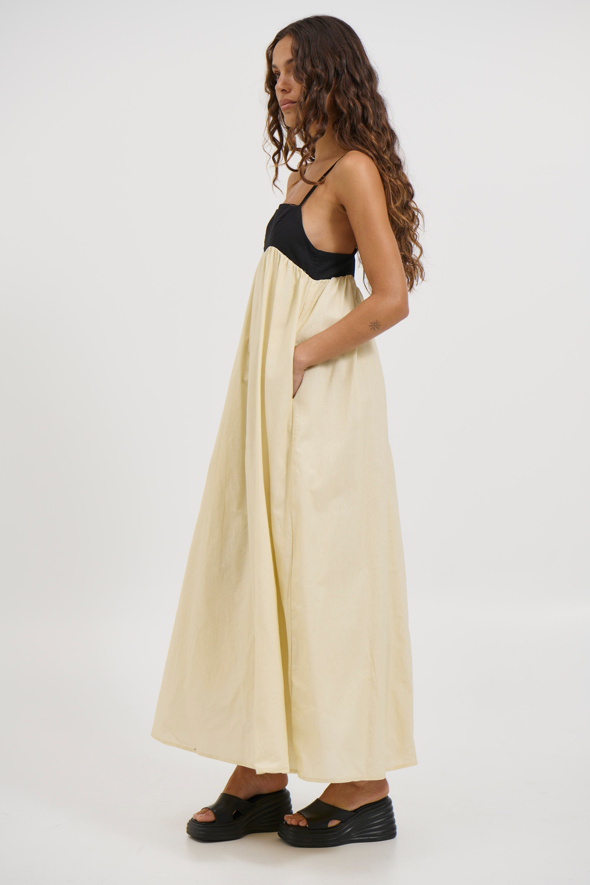 Marianne Maxi Dress Beige