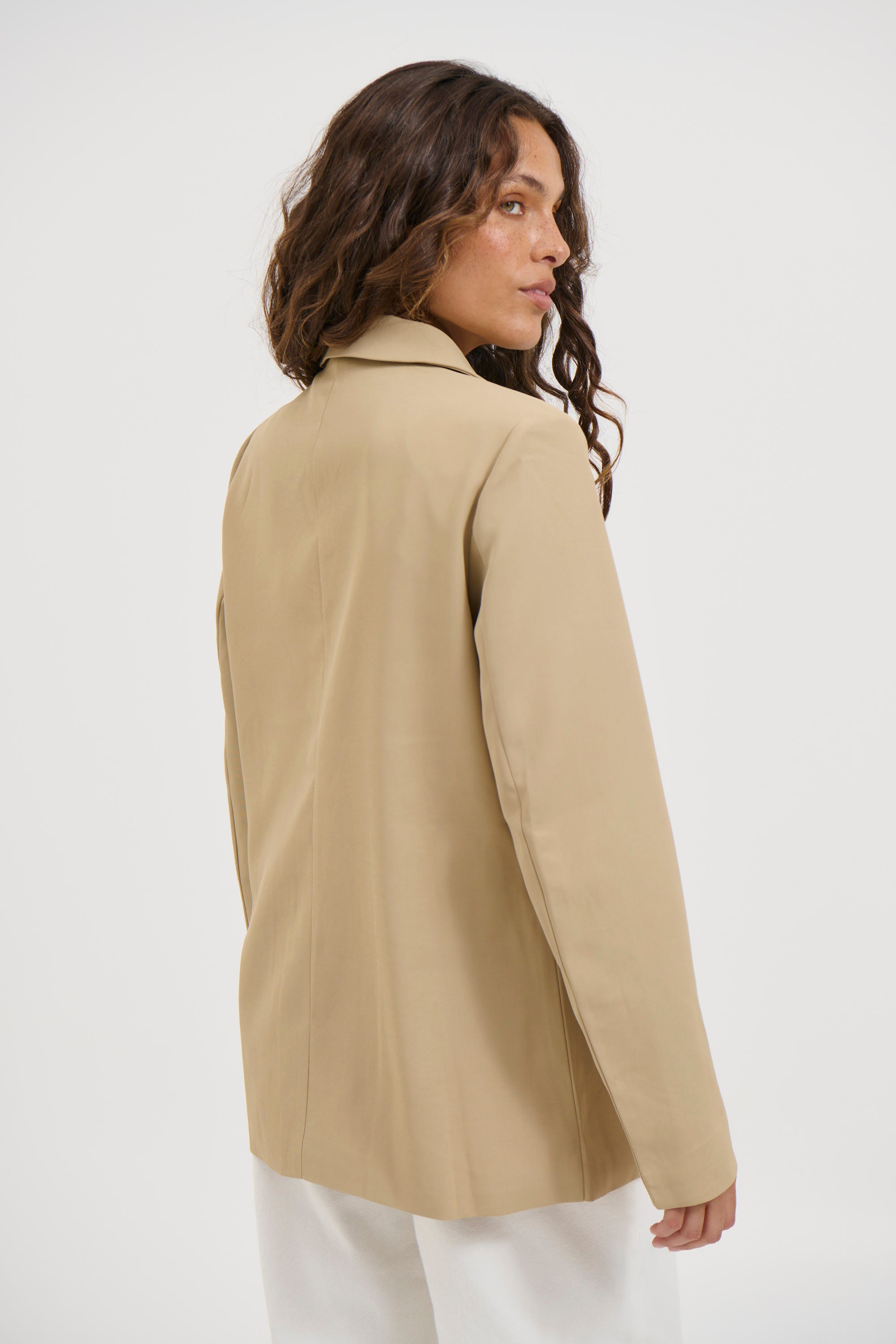 Jaxon Blazer Sand