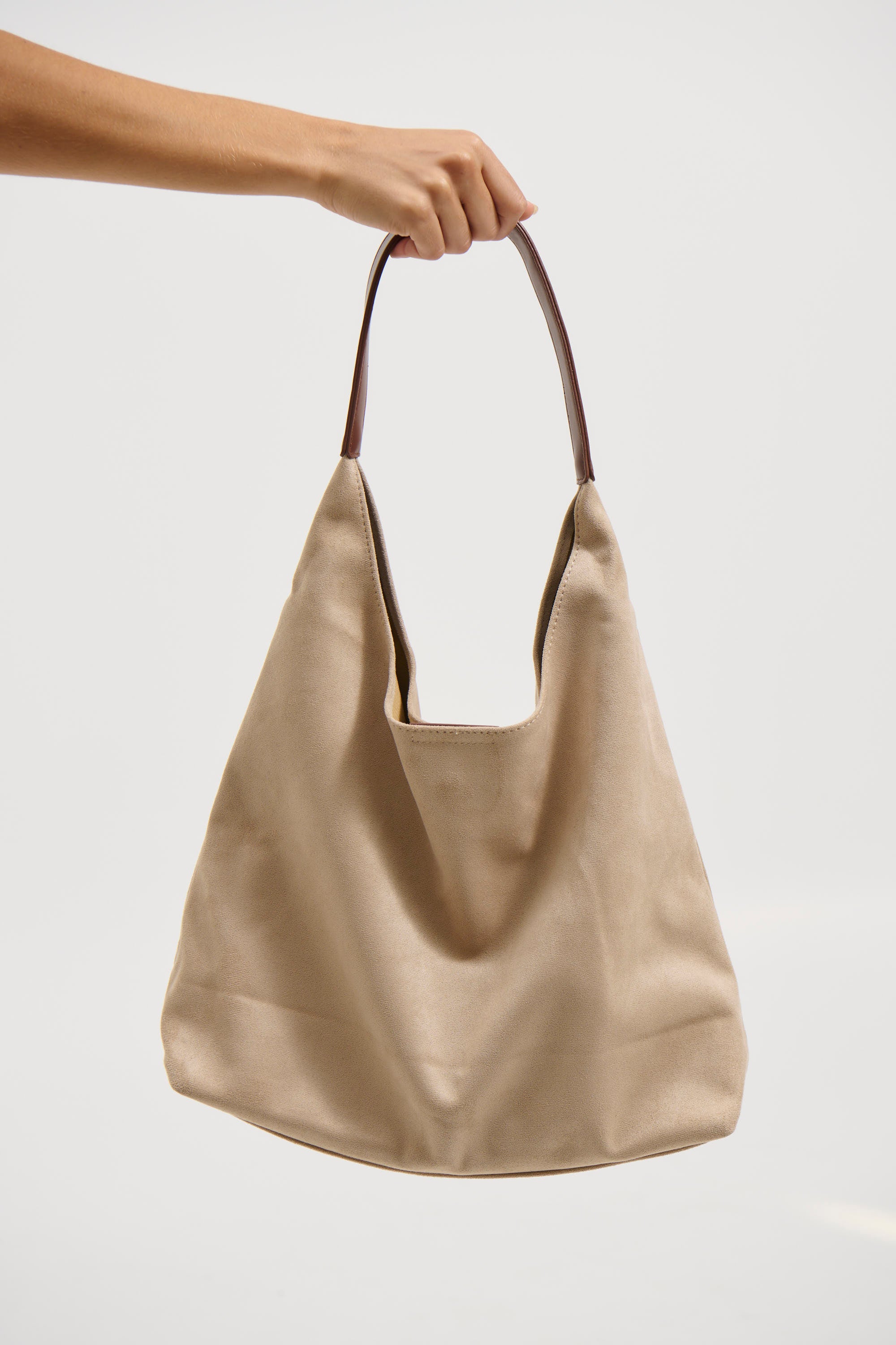 Nicola Hobo Bag Sand