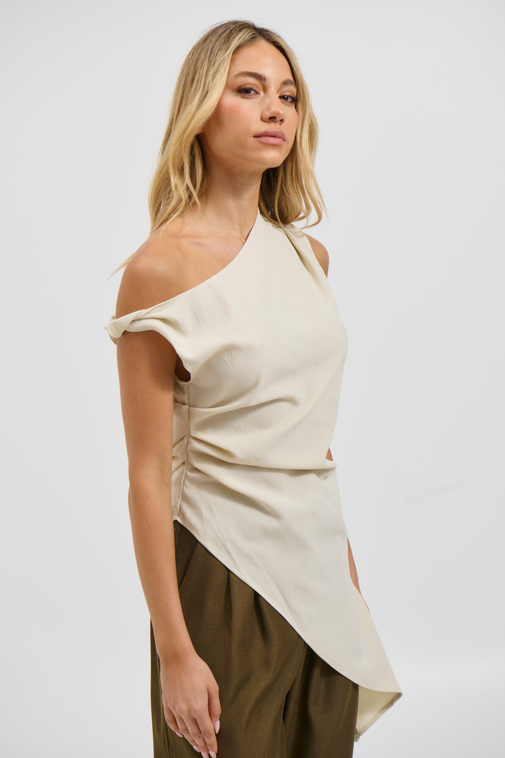 Macey Top Ivory