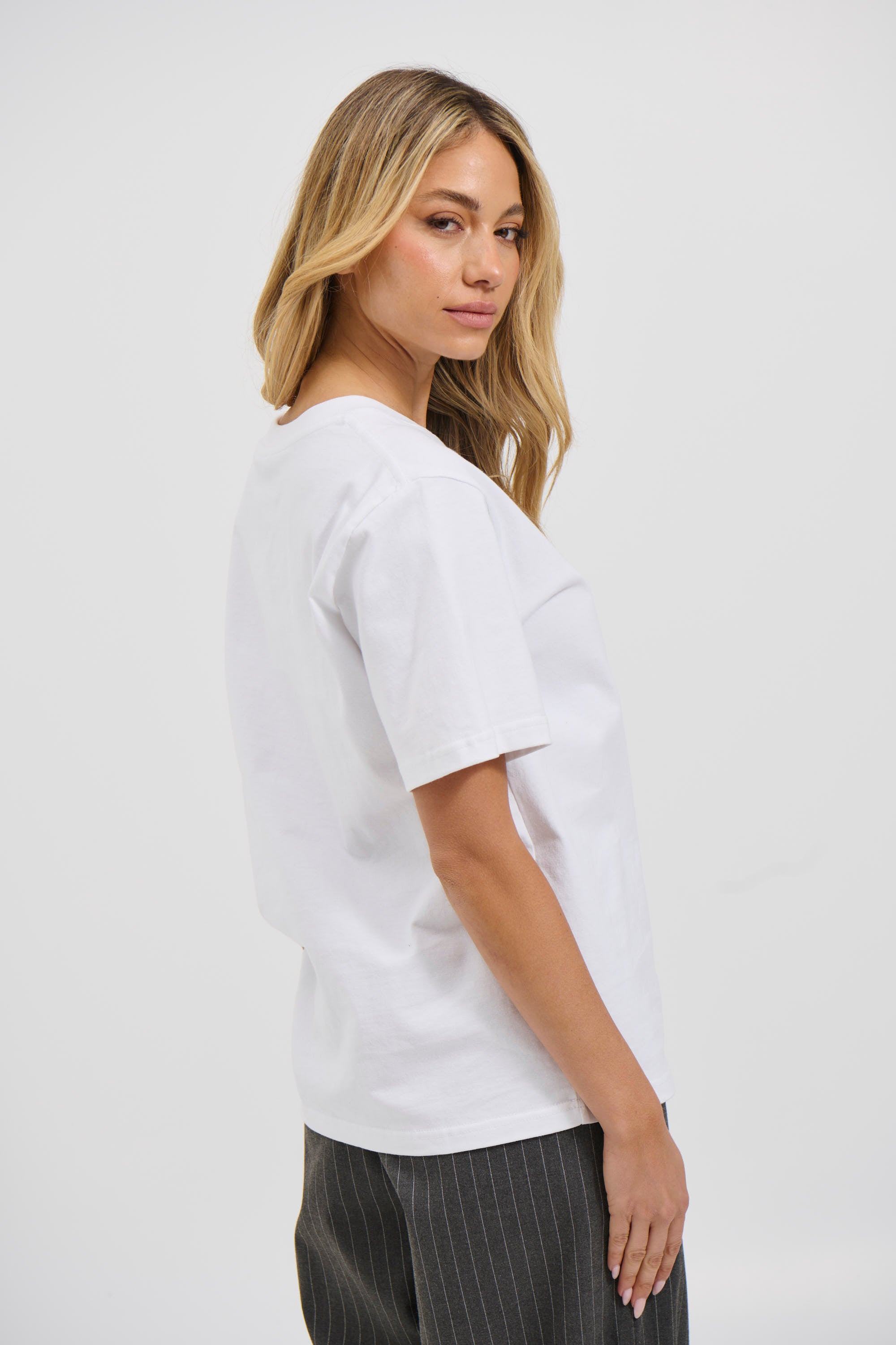Annalise Tee White