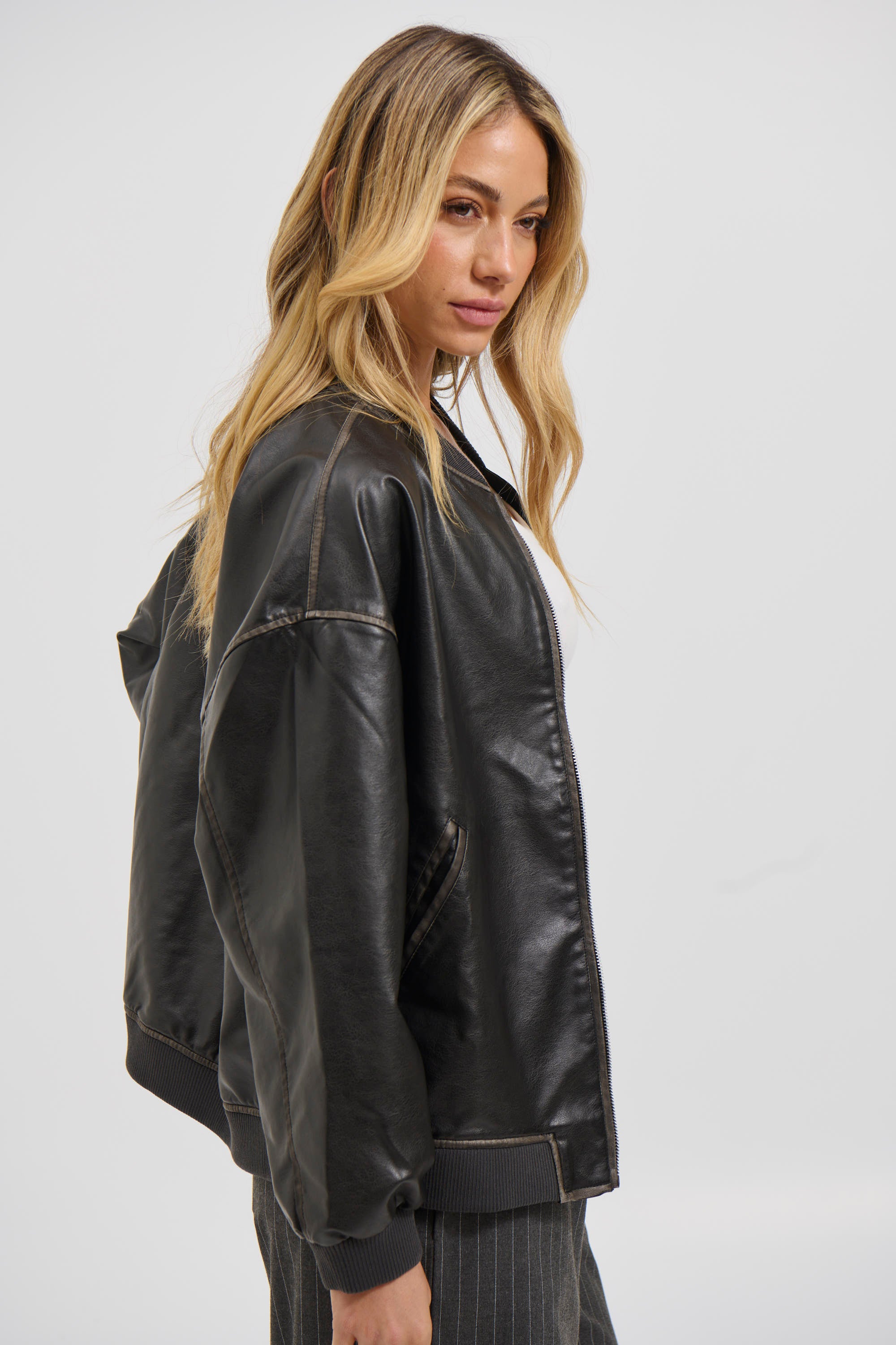 Vine Jacket Black
