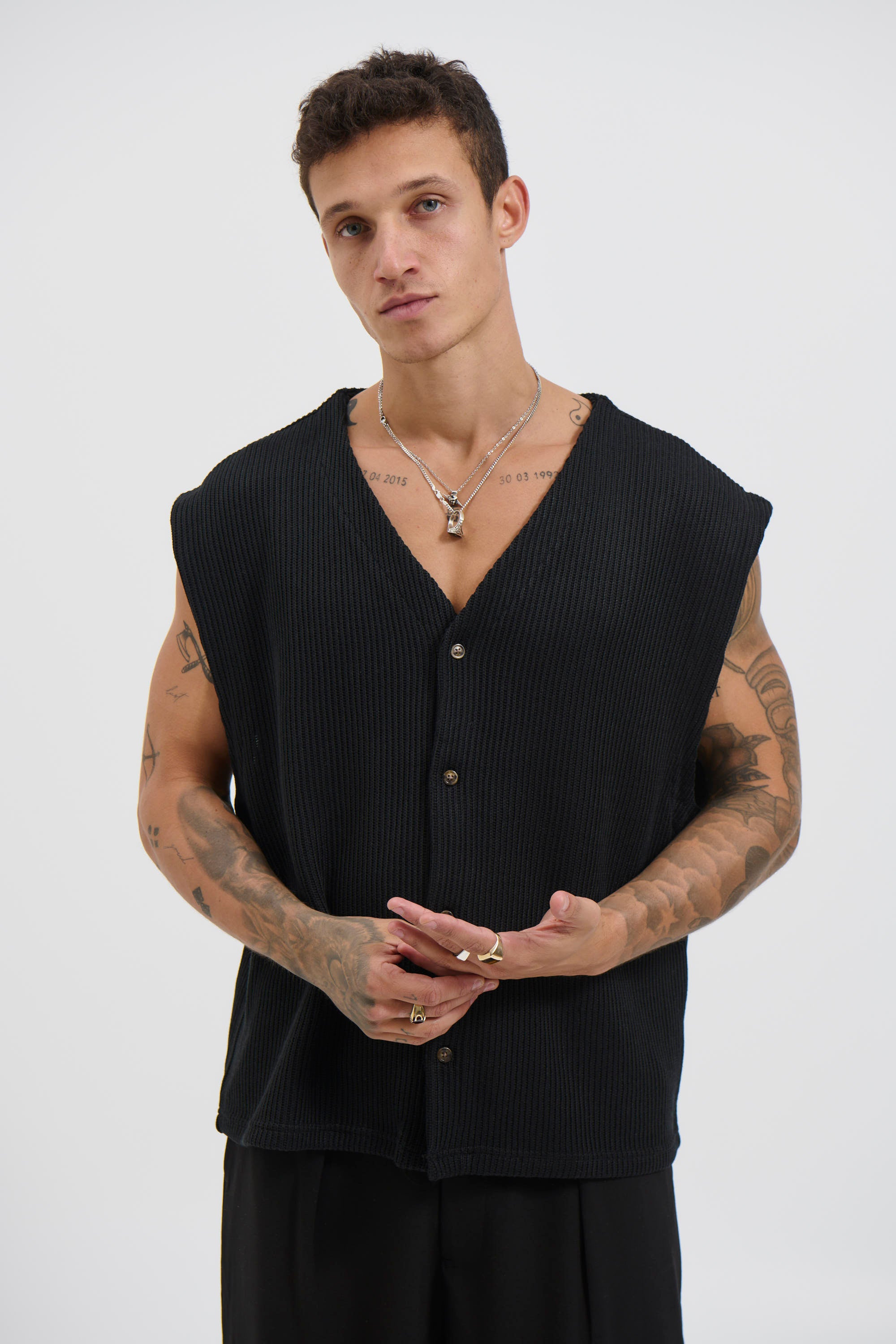 Cassius Knitted Vest Black