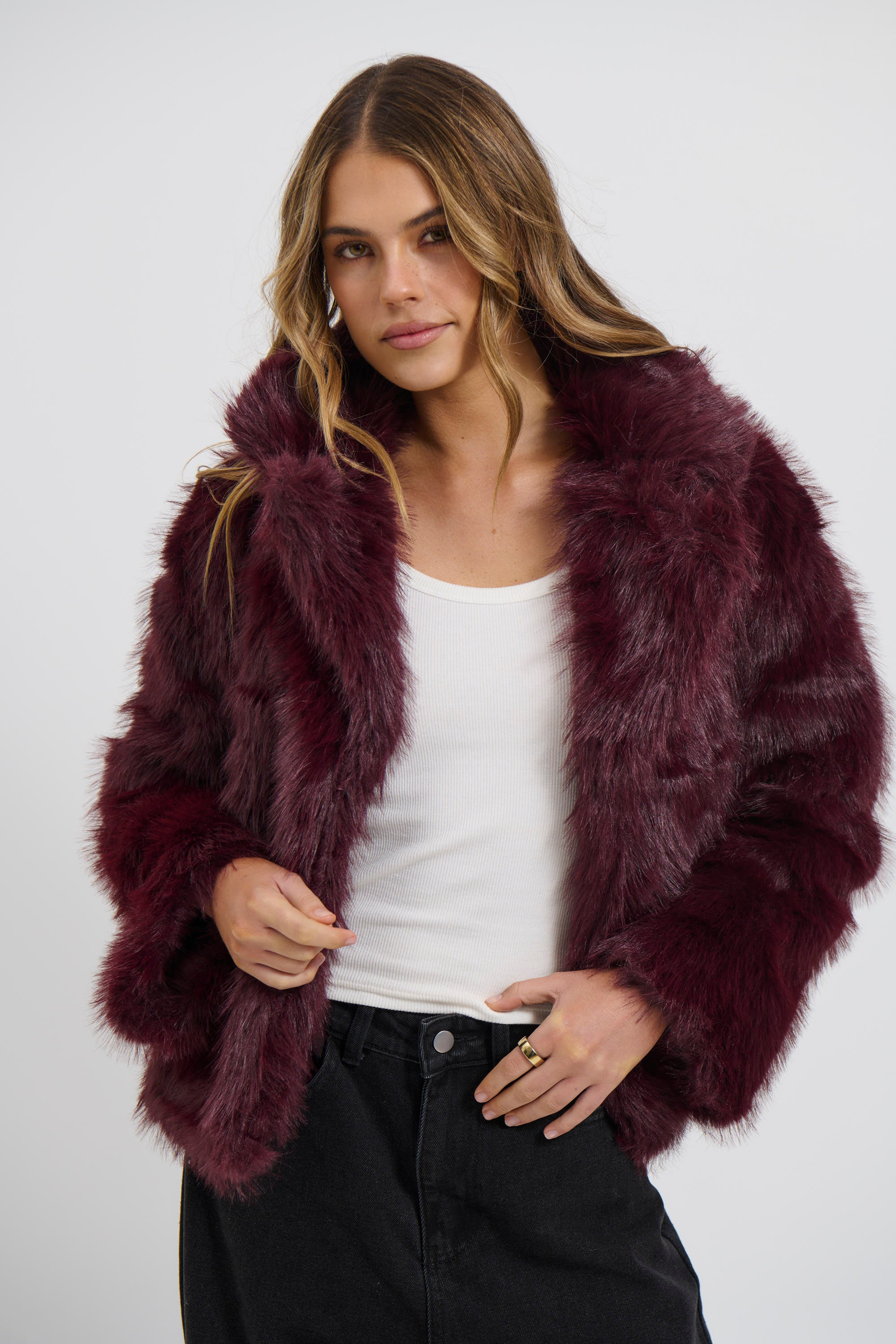 Rania Jacket Wine