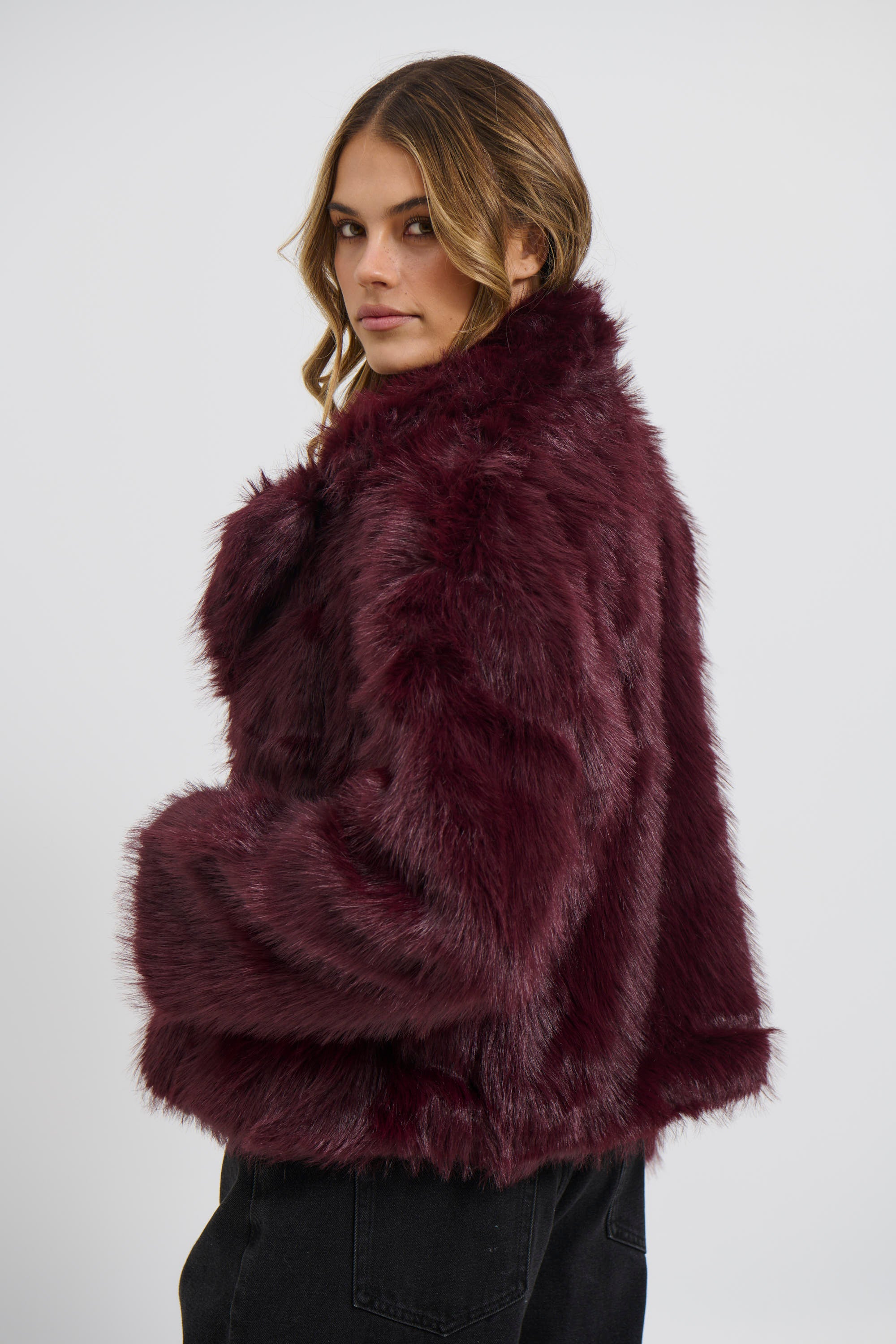 Rania Jacket Wine