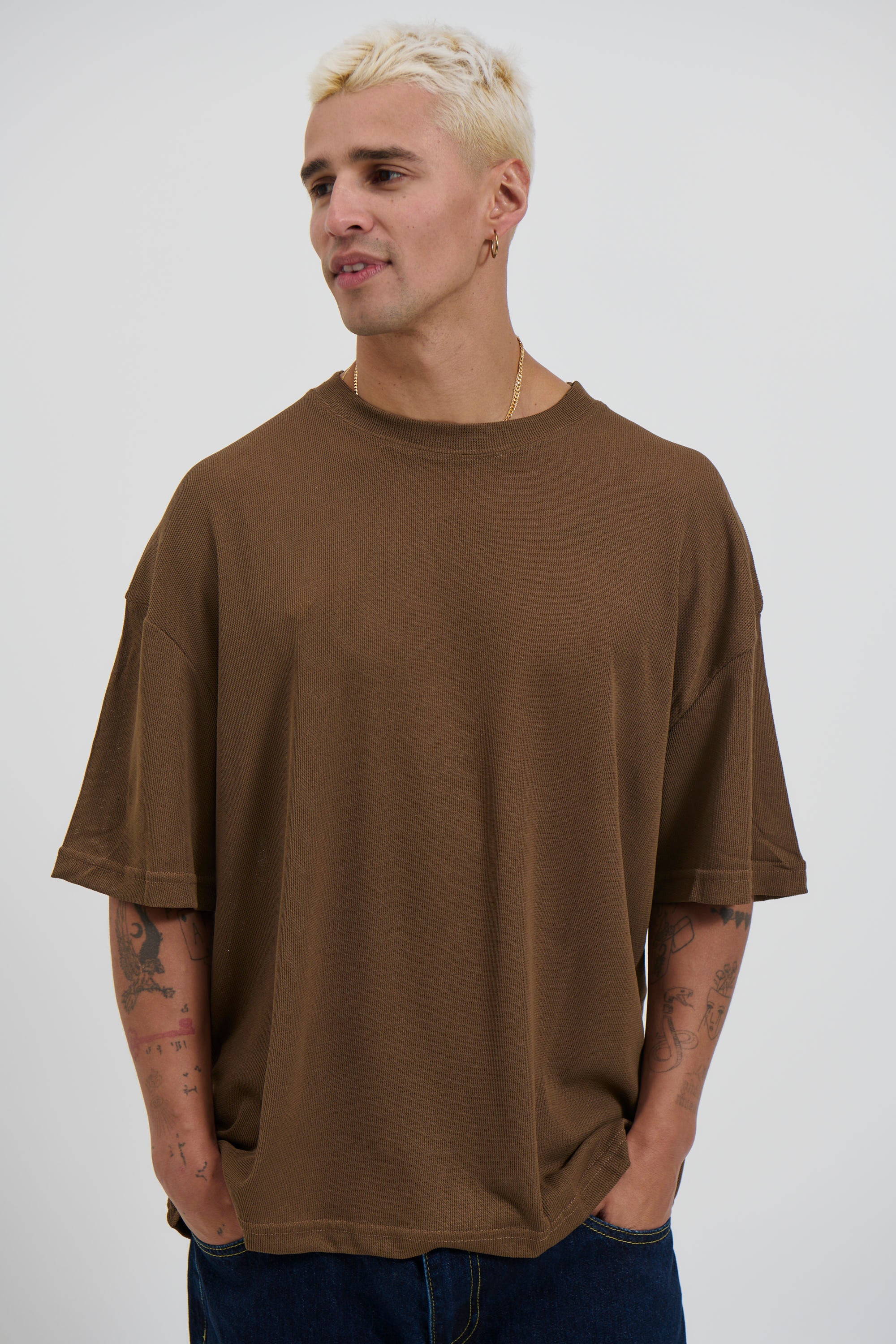 Woven Crew Neck Tee Choc