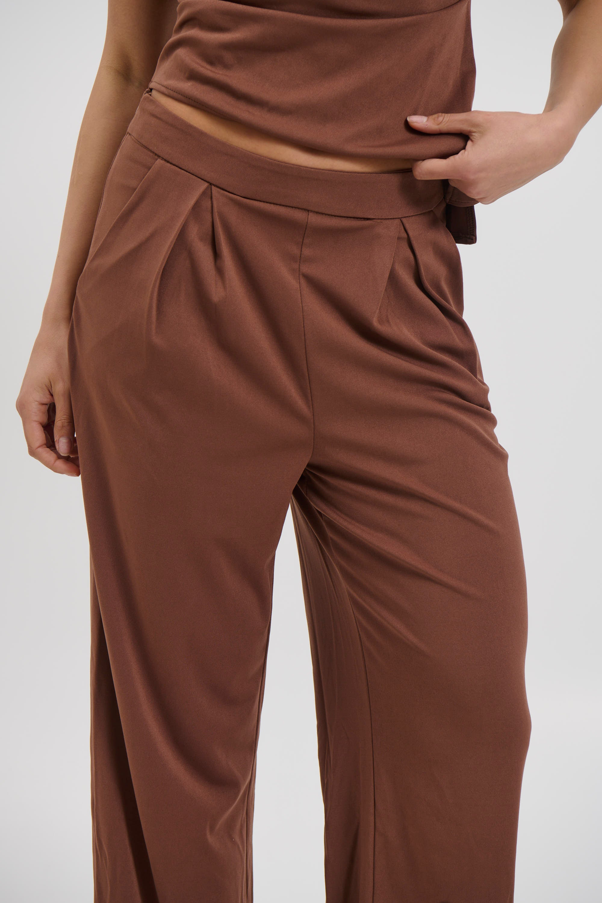 Sara Pant Chocolate