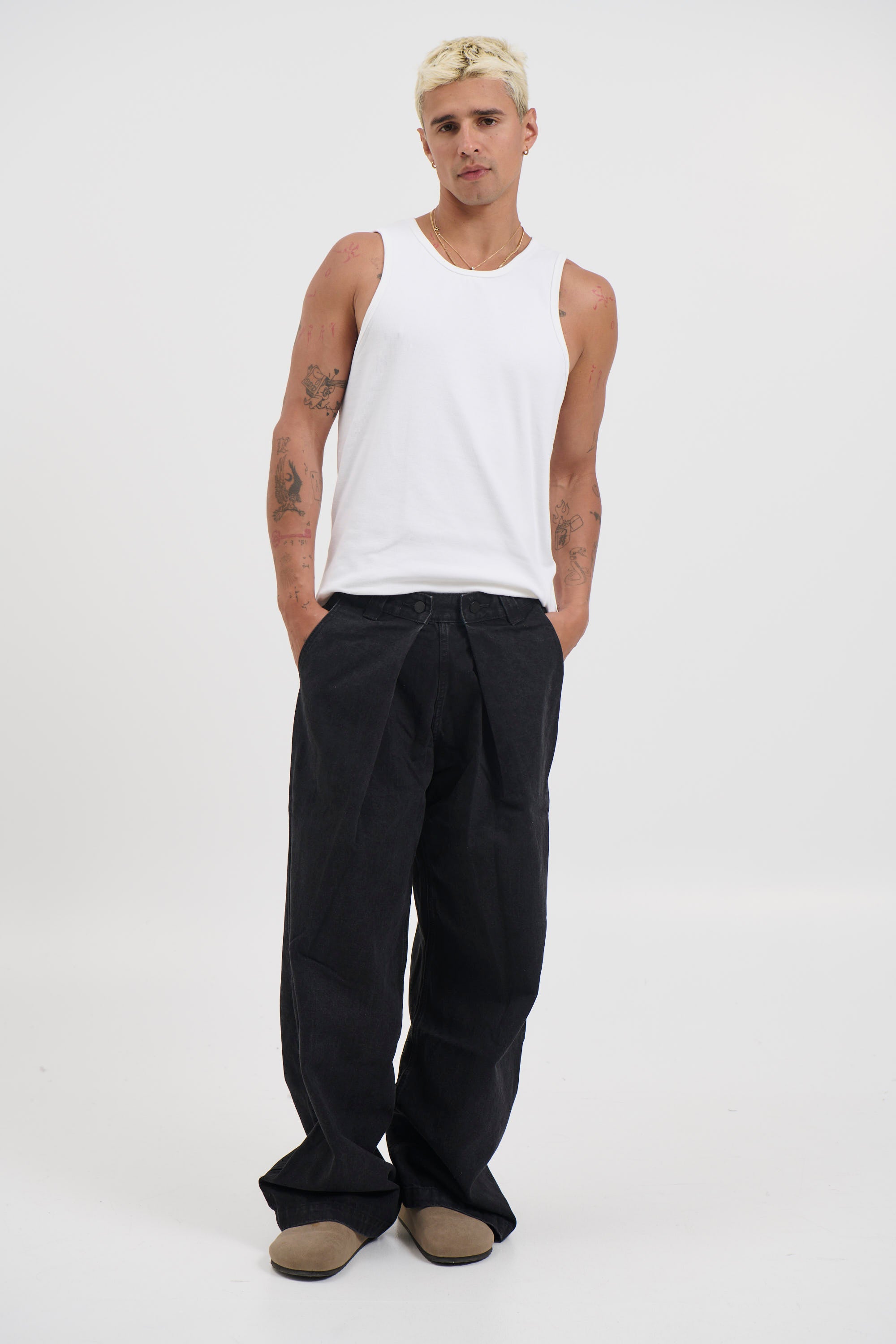 Robert Folded Jean Black