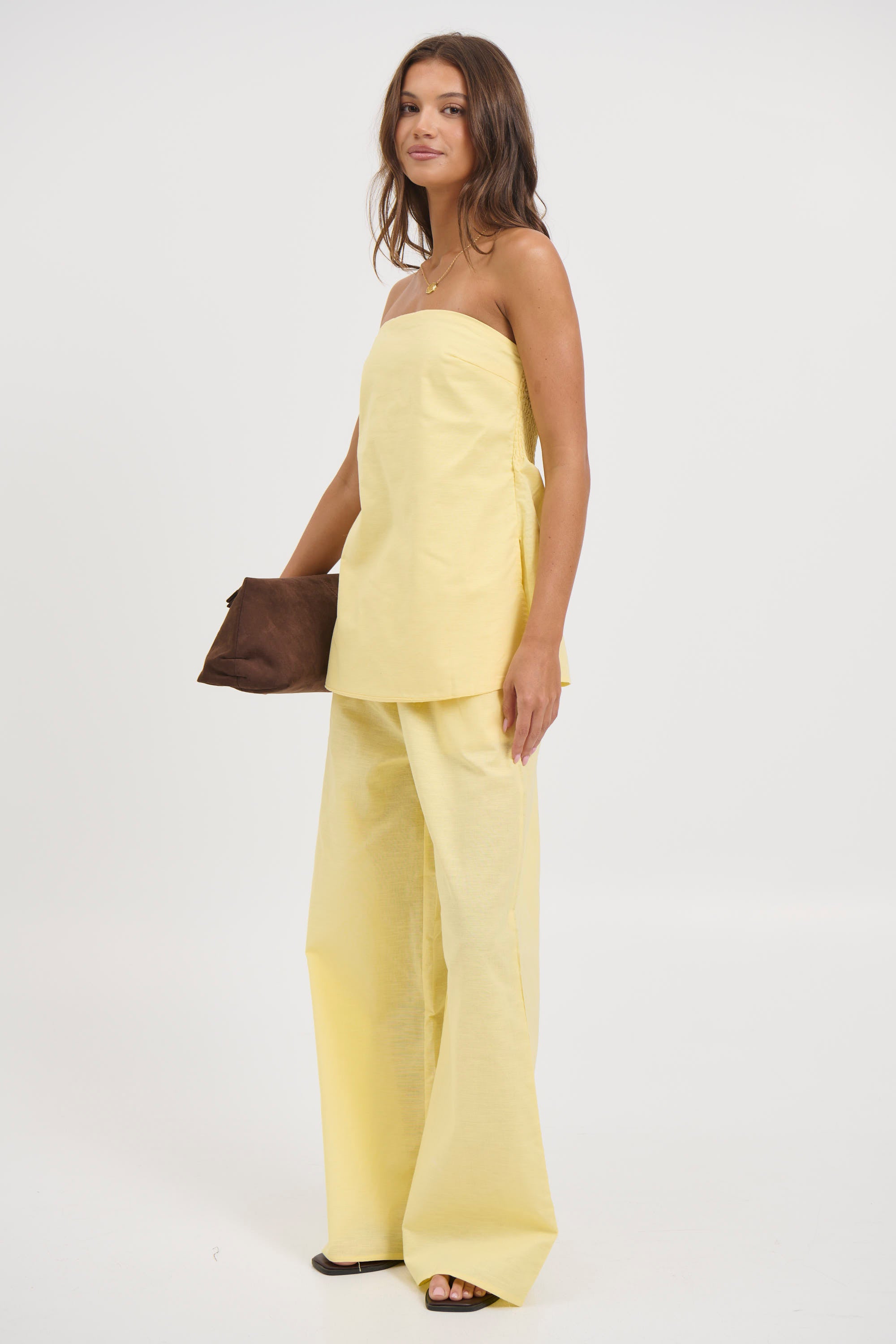 Nora Set Lemon