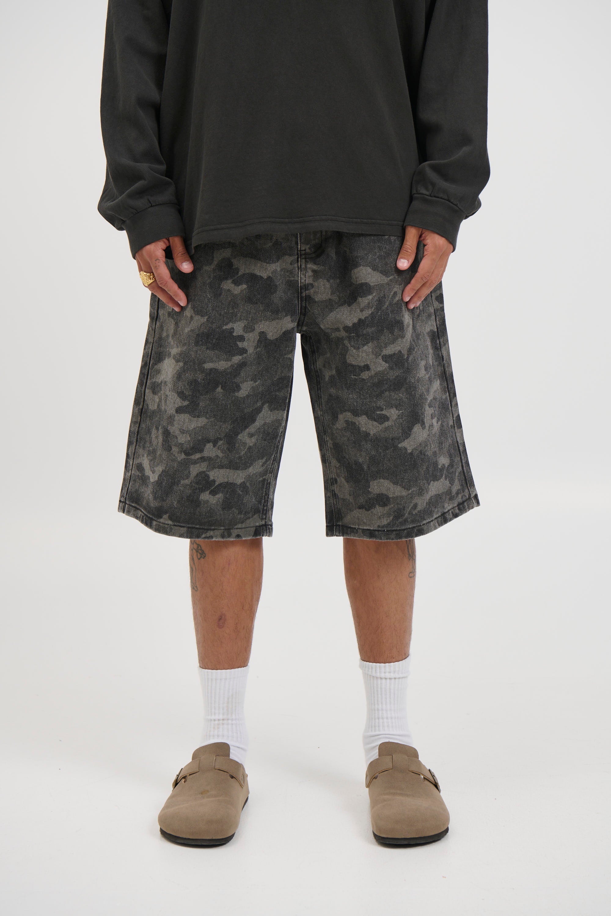 Camo Baggy Short Khaki