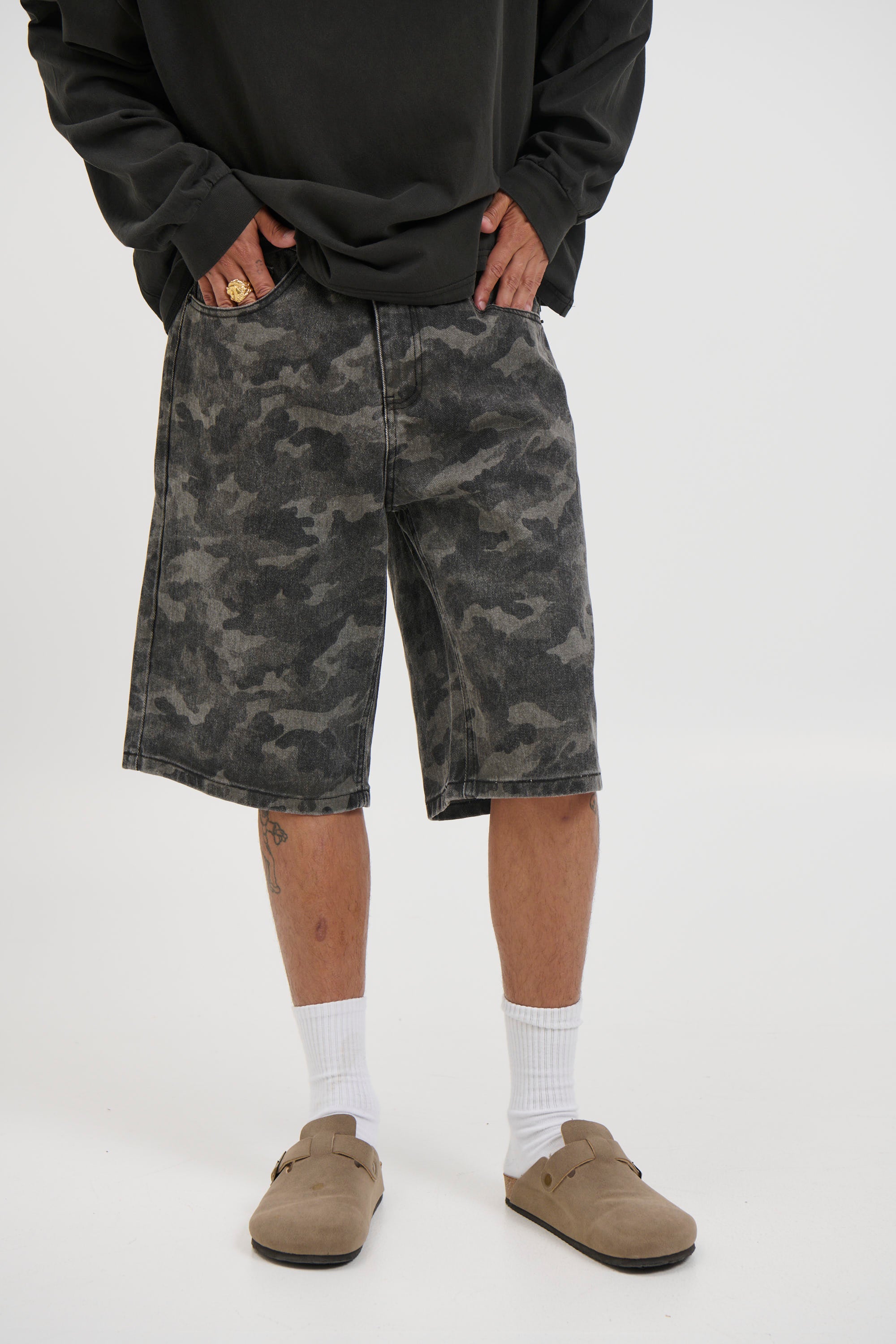 Camo Baggy Short Khaki