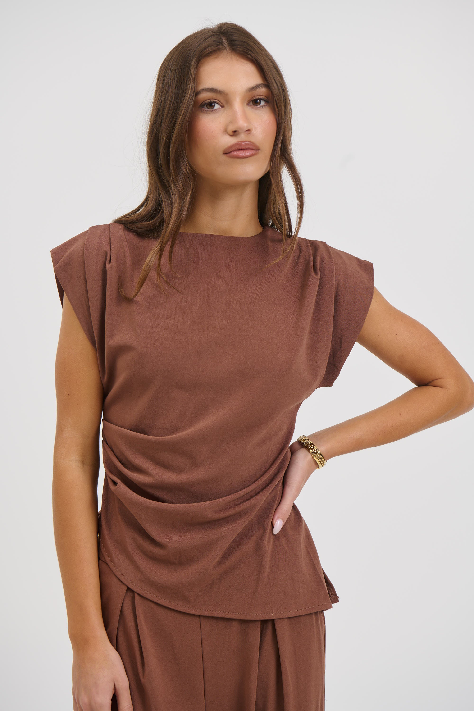 Sara Top Chocolate