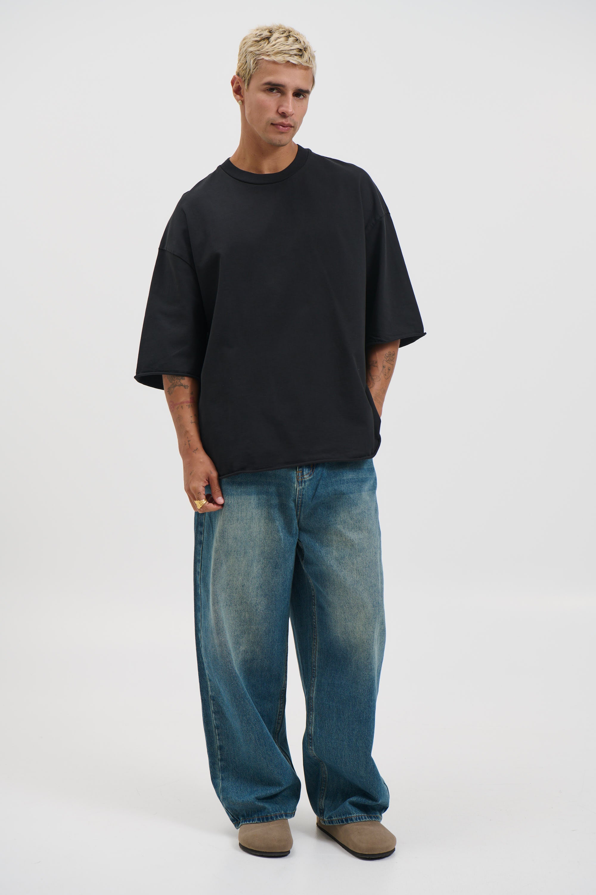 Raw Hem Crew Neck Tee Black