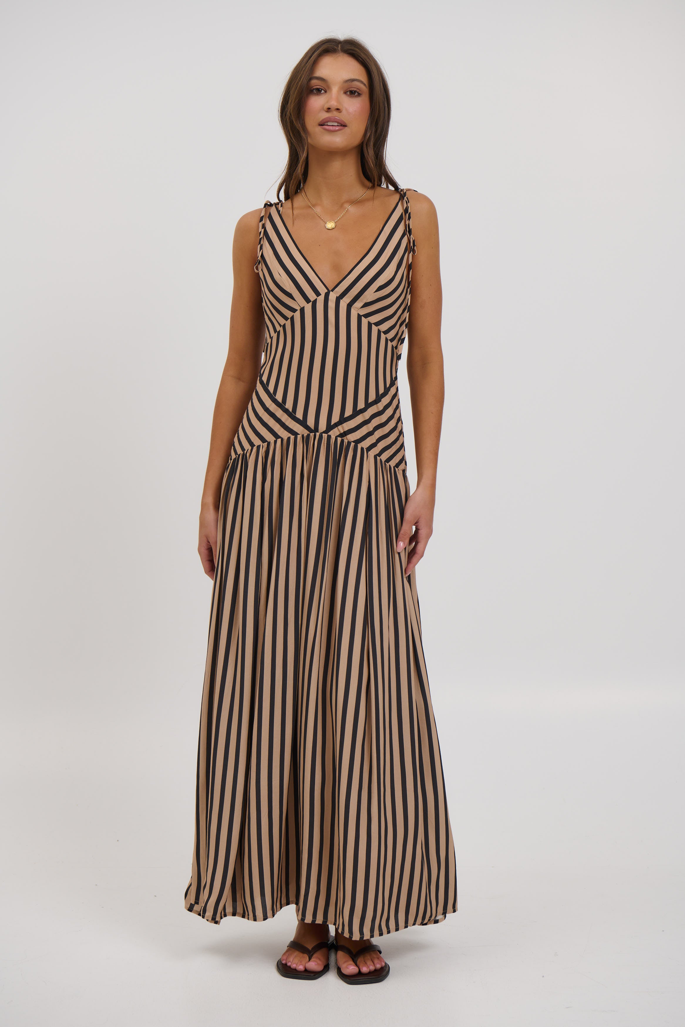 Hadley Maxi Dress Mocha
