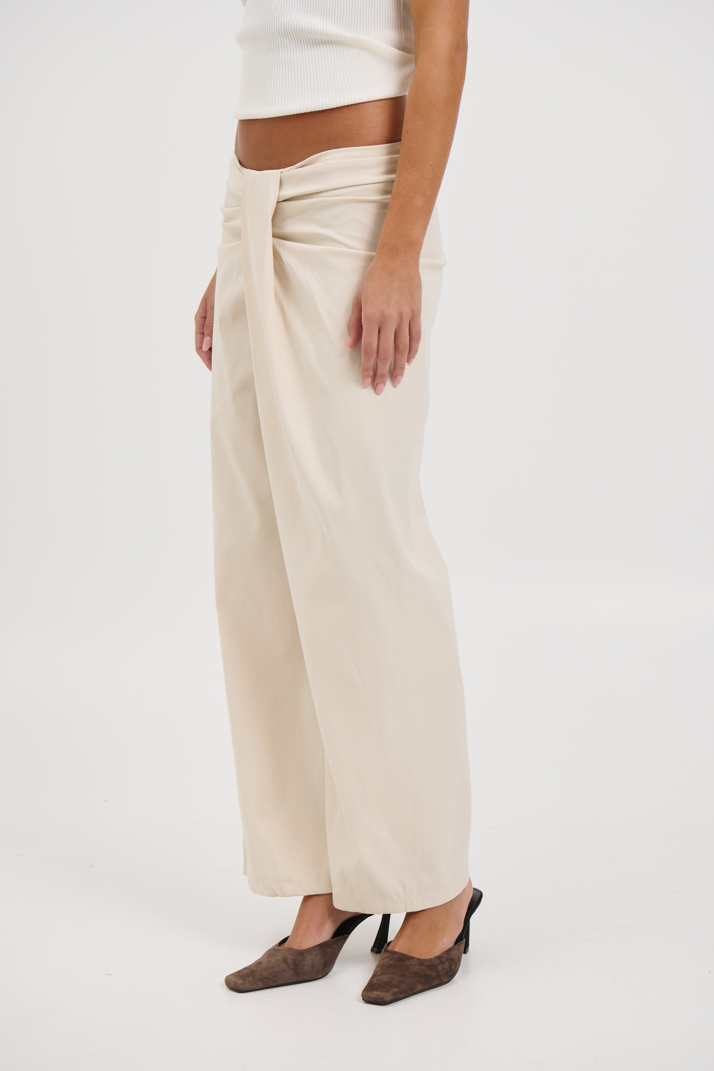 Zaya Pant Ivory