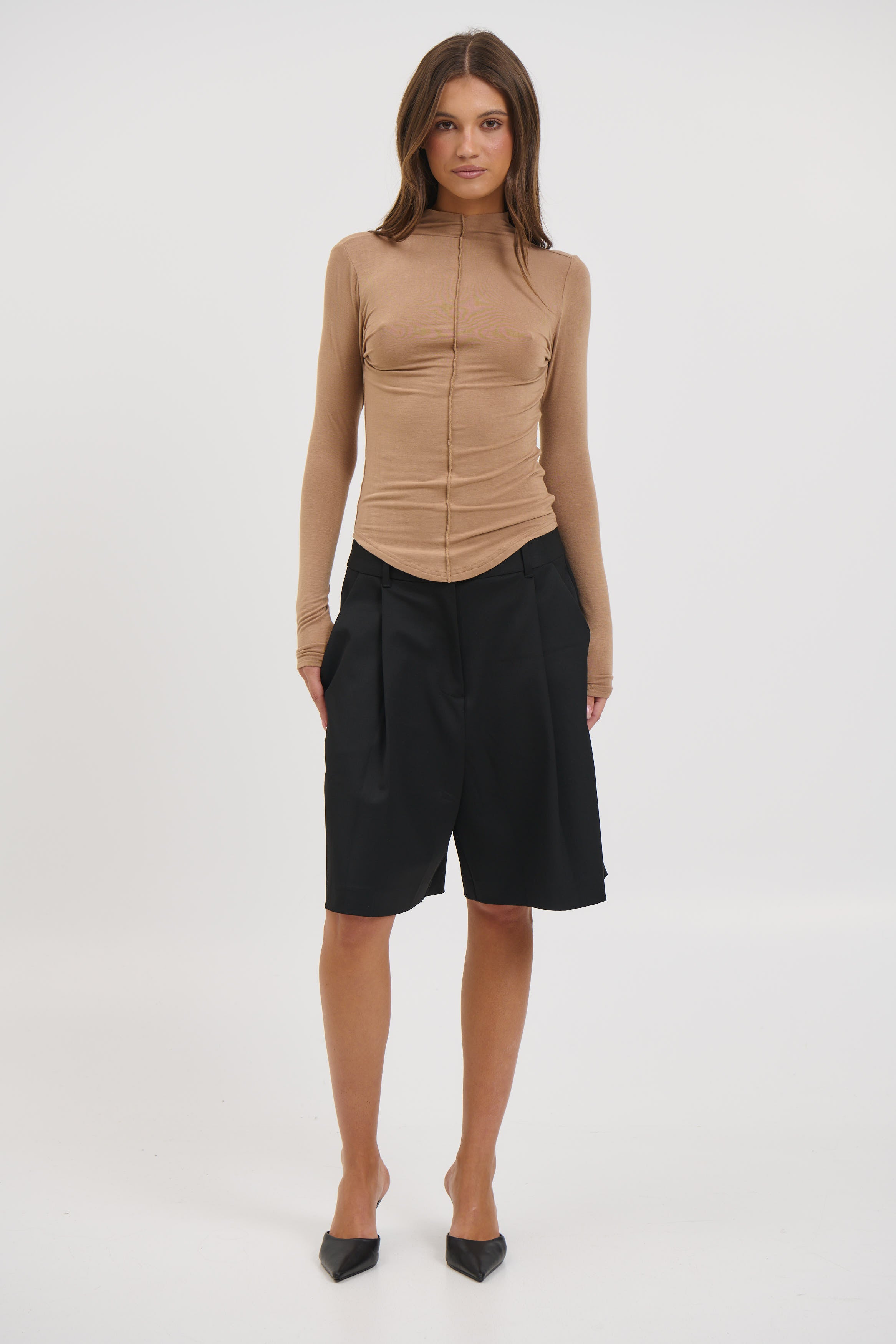 Anisa Turtle Neck Walnut