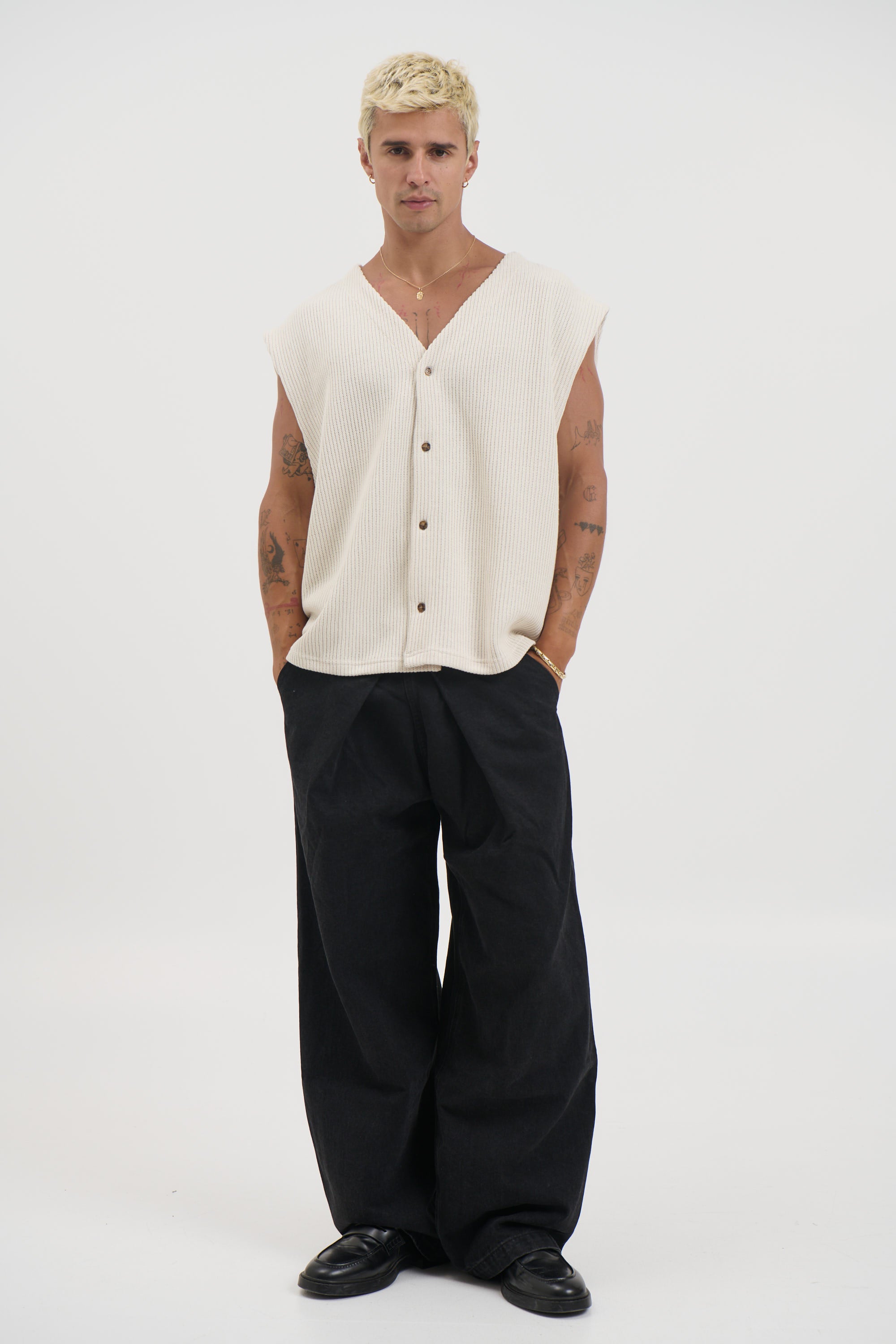 Cassius Knitted Vest Sand